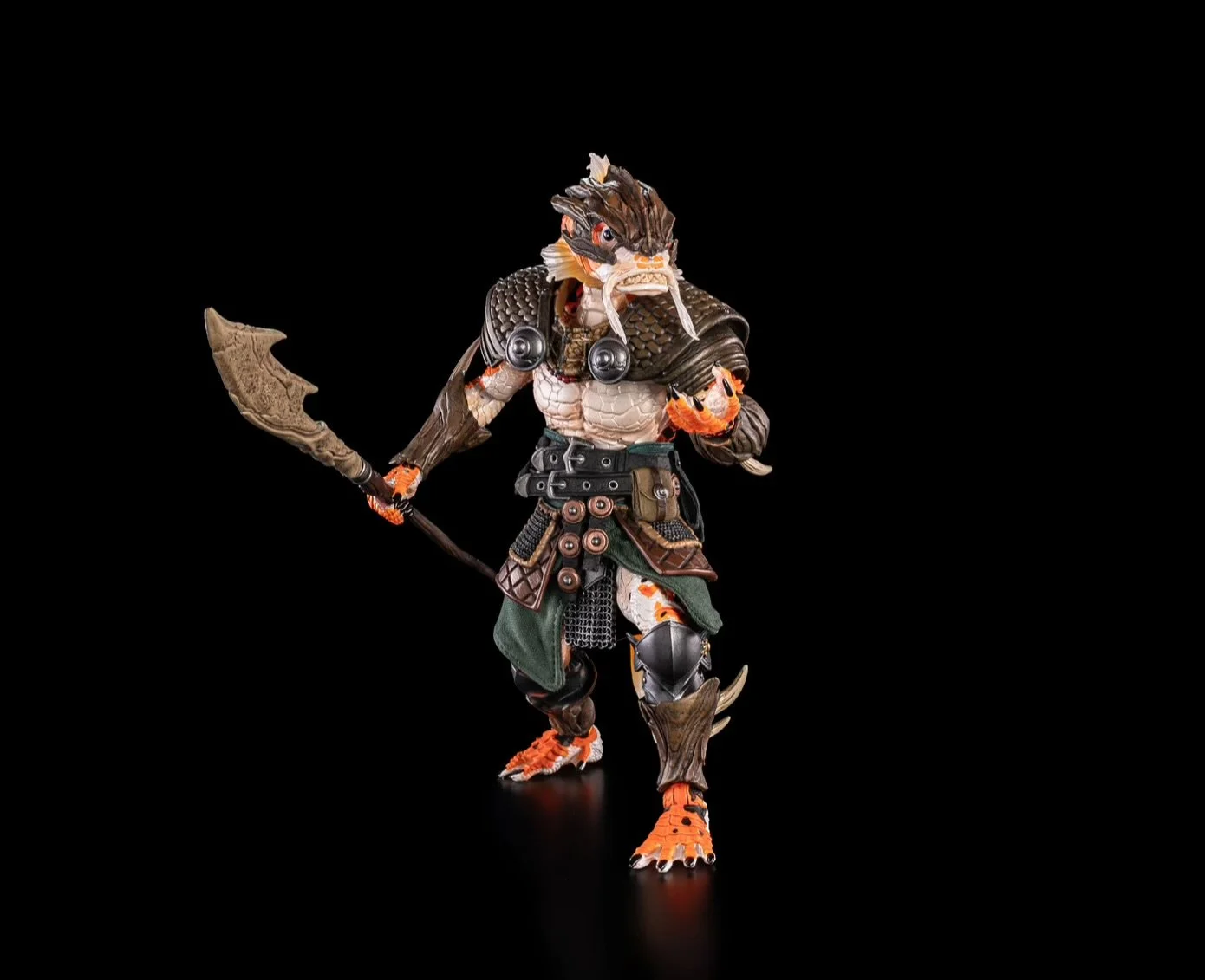 Mythic Legions Qoi With helmet
