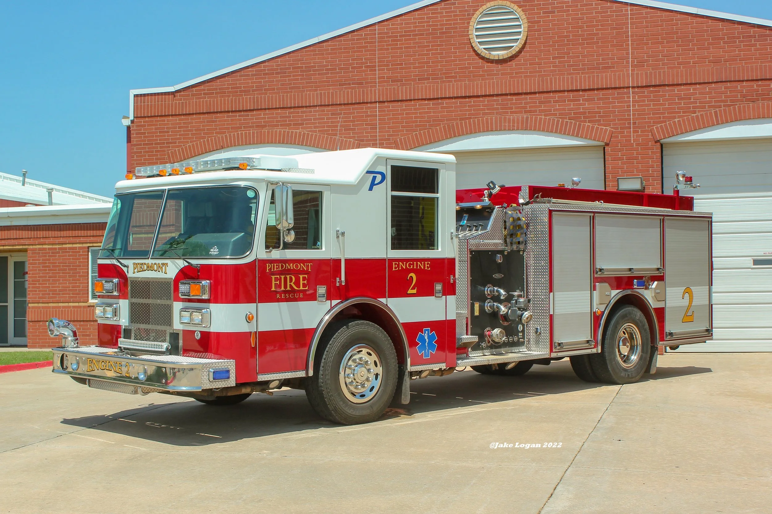 Engine 2 - 2003 Pierce Contender, Job #14469TR - 1250 Waterous/1000 Tank - Diesel/Auto - ex-Pierce Daytona Demo
 
 
Engine 2 is first out for most calls at Station 2. Engine 2 was originally a demo unit at Daytona International Speedway.

Fun fact: T