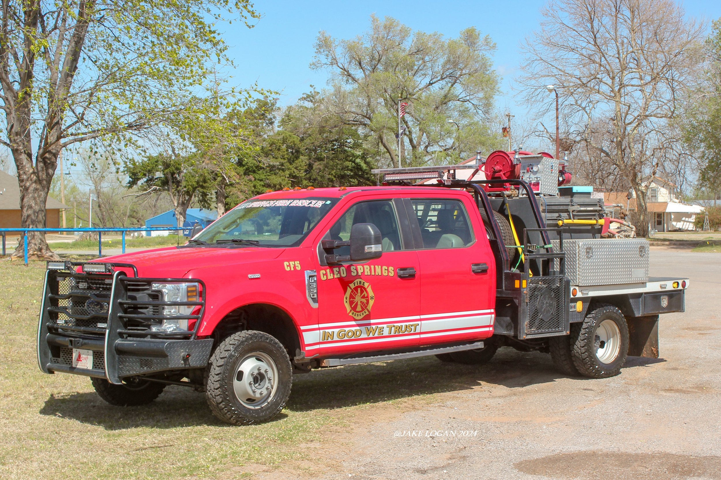 CF5 - 2019 Ford F350/Bramco (Fairview, OK)/Chief - 200 Hale/300 Water/10 Foam - Diesel/Auto
 
 
This truck is the dedicated unit to respond with the Major County Task Force, which is why the department opted for the crew cab chassis.