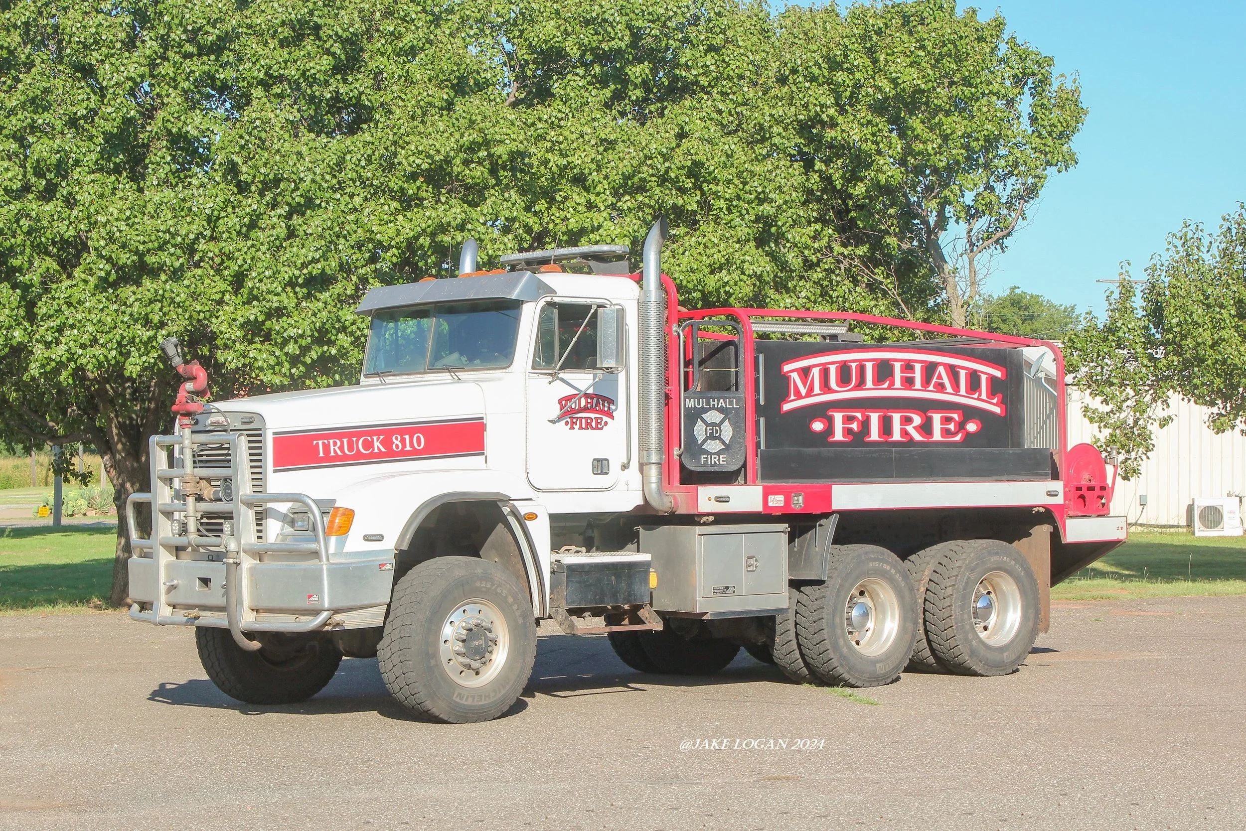 Truck 810 - 2010 Freightliner/2015 J&J - 150 CET/1650 Tank - Diesel/Auto
 
 
Truck 810 is the pride of the department and is often seen at public events.