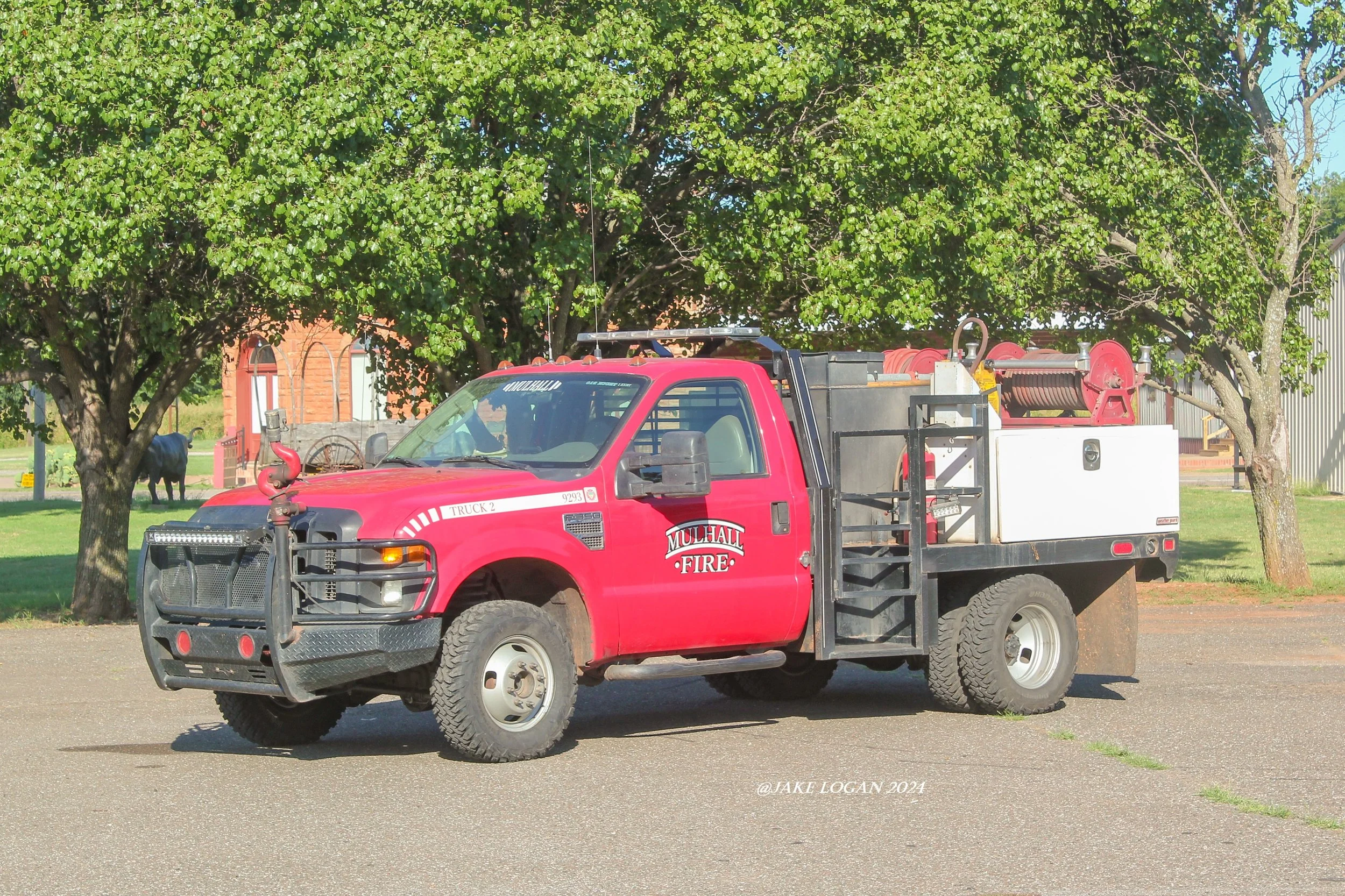 Truck 210 - 2008 Ford F350/MFD - 200 Hale/300 Tank - Gas/Auto
 
 
Truck 210 is usually last out for grass fires.