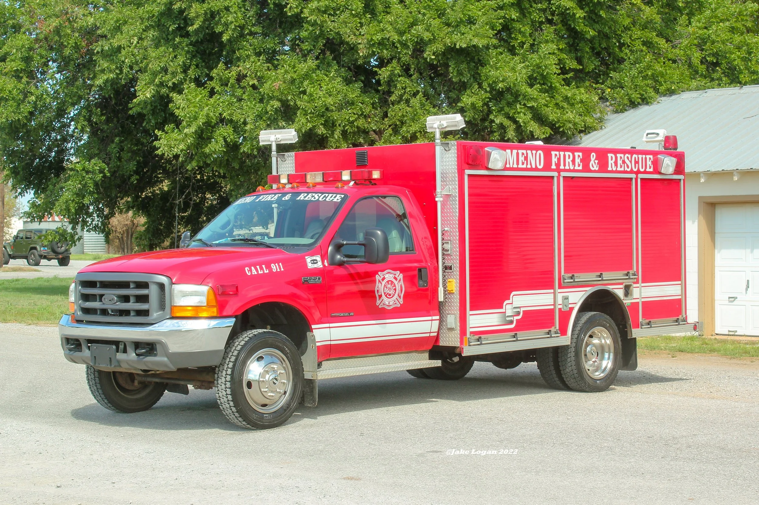 Meno 4 - 2000 Ford F-550/Central - 0/0 - Diesel/Auto - ex-?. PA