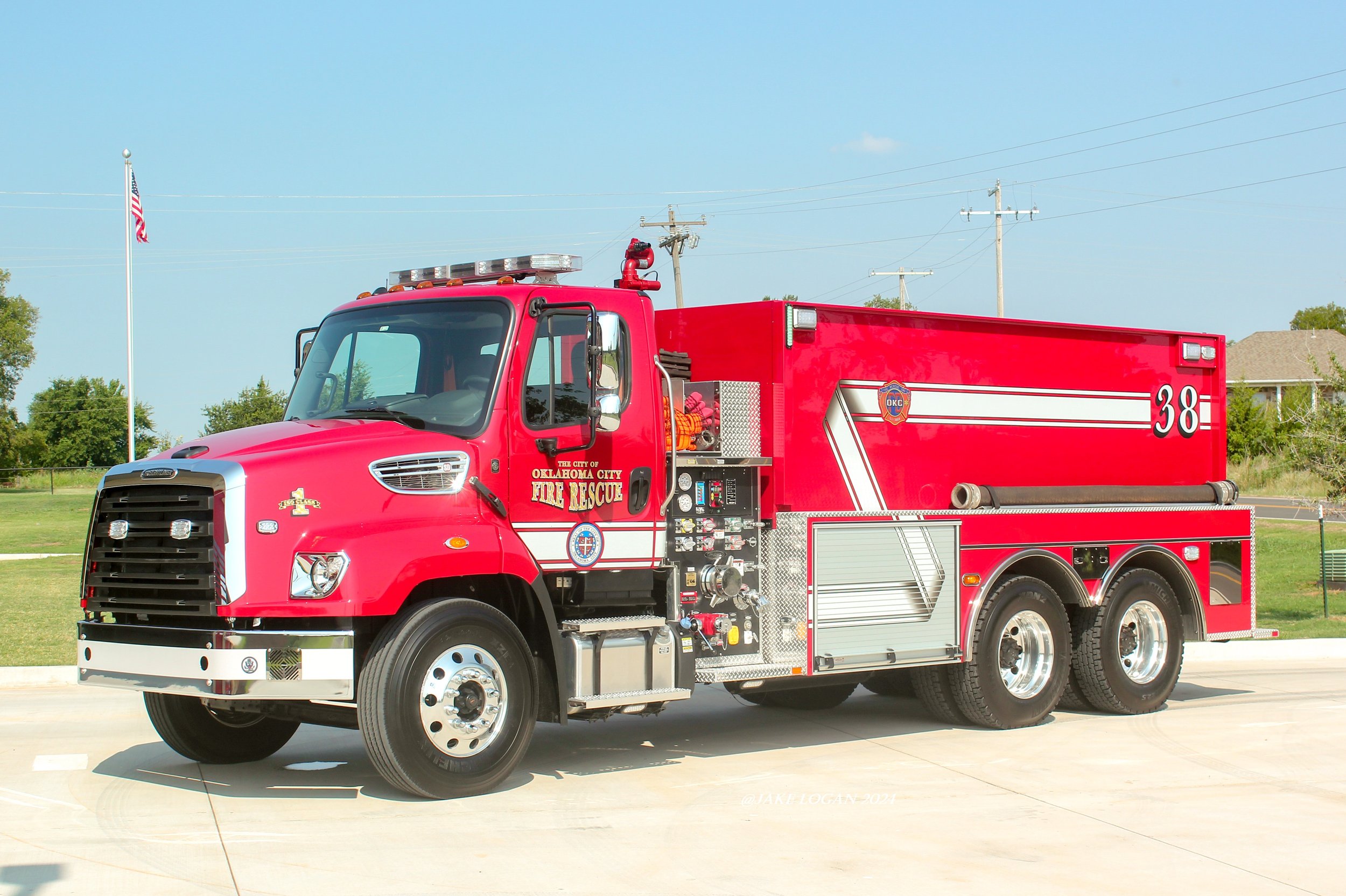 Tanker 38 - 2024 Freightliner/Pierce, Job #38623TR-01 - 1250 Waterous/3000 Tank - Diesel/Auto

Tanker 38 was also purchased as a stock unit and is a one of a kind inf the OCFD fleet. This truck is cross staffed by a member of the engine company.