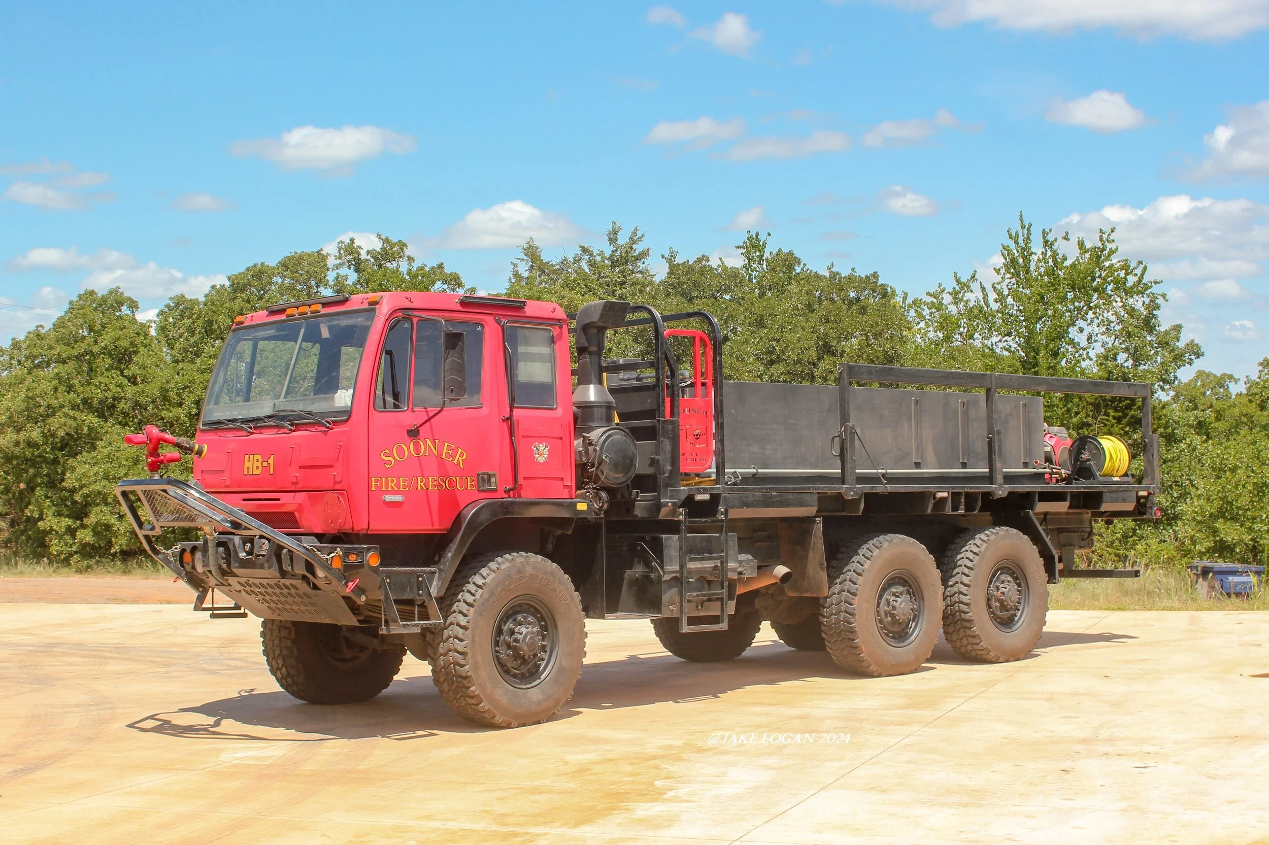 Heavy Brush 1 - 2007 Stewart-Stevenson/2021 J&J - 250 CET/1250 Tank - Diesel/Auto