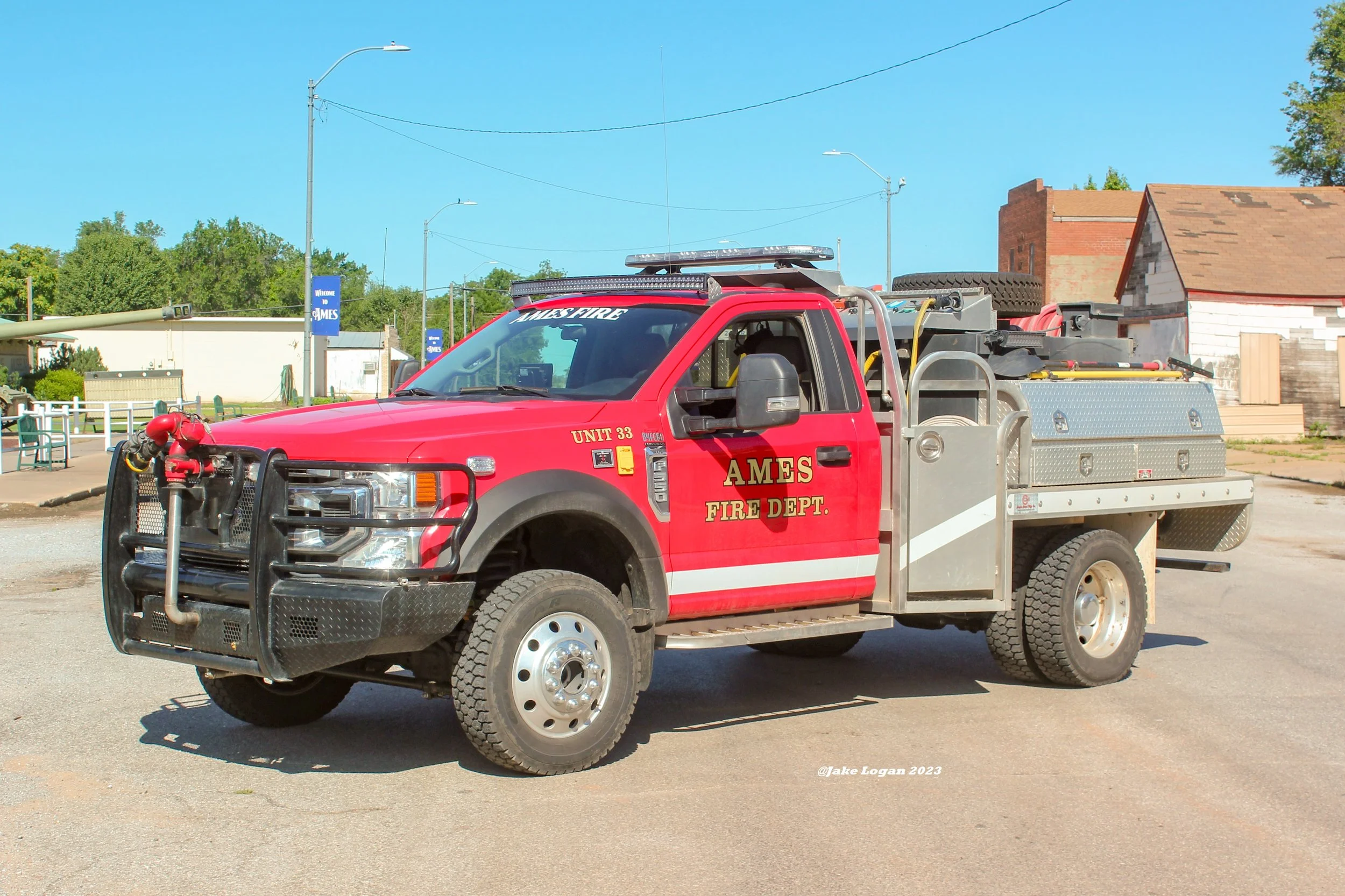 Unit 33 - 2020 Ford F550/Cooper Creek - 200 Hale/500 Water/15 Foam - Diesel/Auto 
 
 
Unit 33 was the last brush pumper built by Cooper Creek Manufacturing before his retirement.