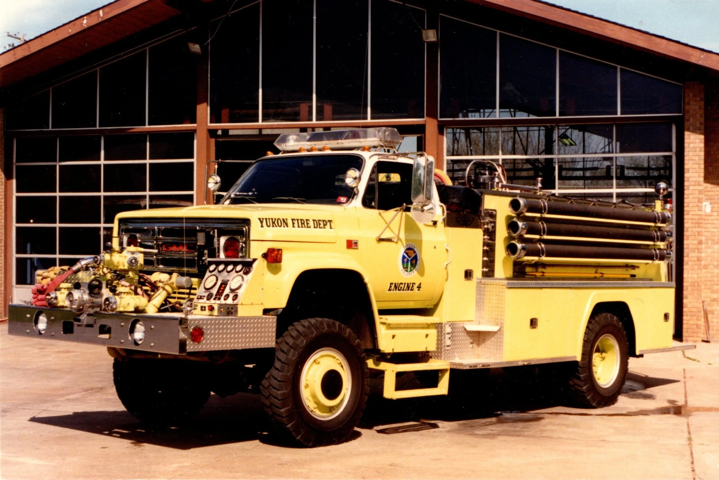 Engine 4 - 1983 GMC 4x4/American, 10523FT - 750/1000 - DM