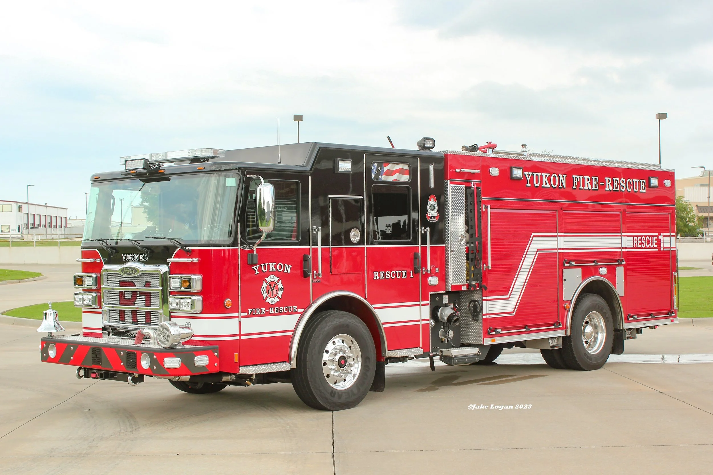 Rescue 1 - 2022 Pierce Enforcer, Job #36989 - 1500 Waterous/750 Water/30 Foam - Diesel/Auto
 
 
Rescue 1 is first out for all medical, accidents, and most fire calls excluding wildland.