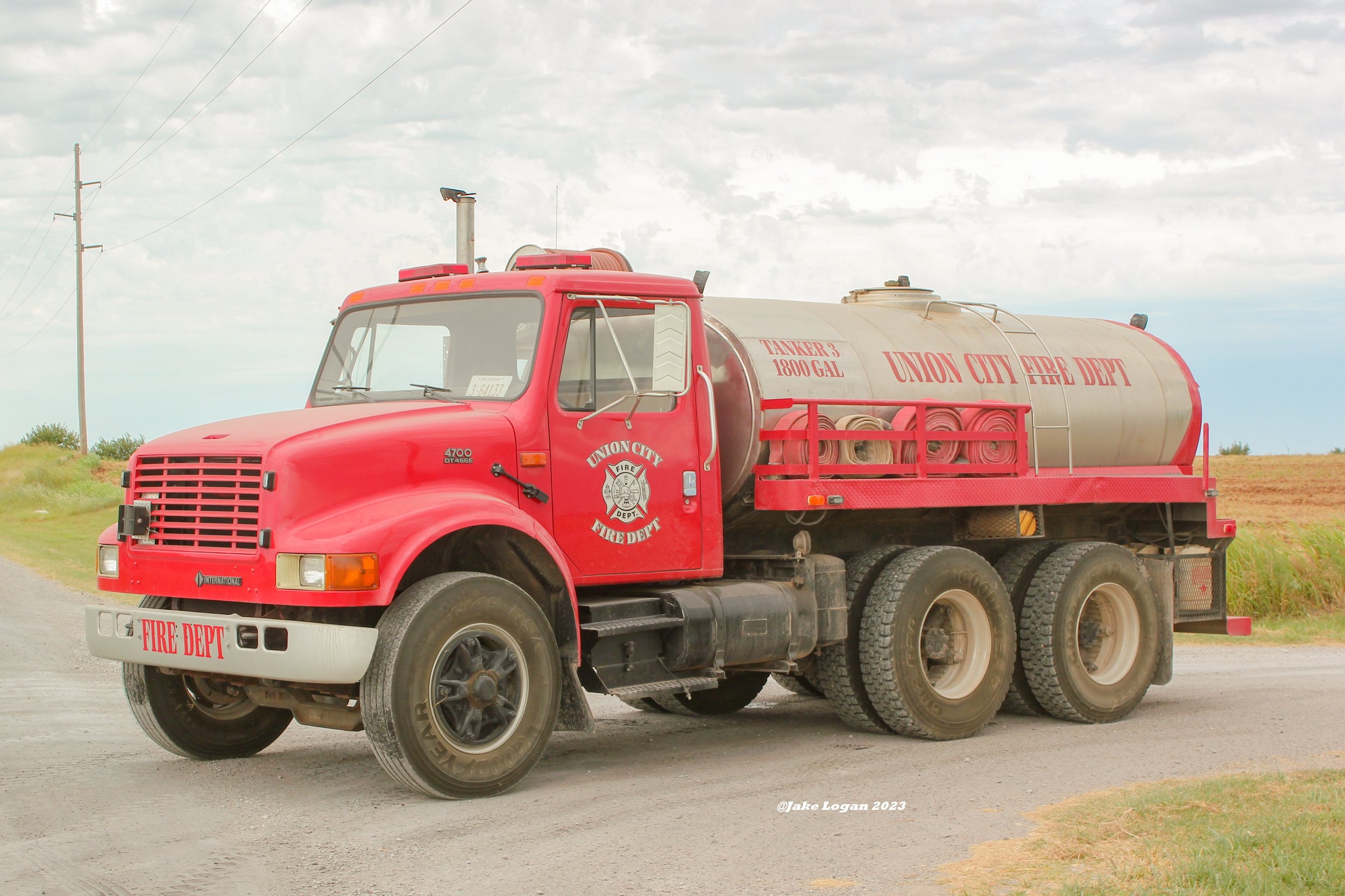 Tanker 3 - 1992 International/UCFD - 250/1800 - Diesel/Manual 