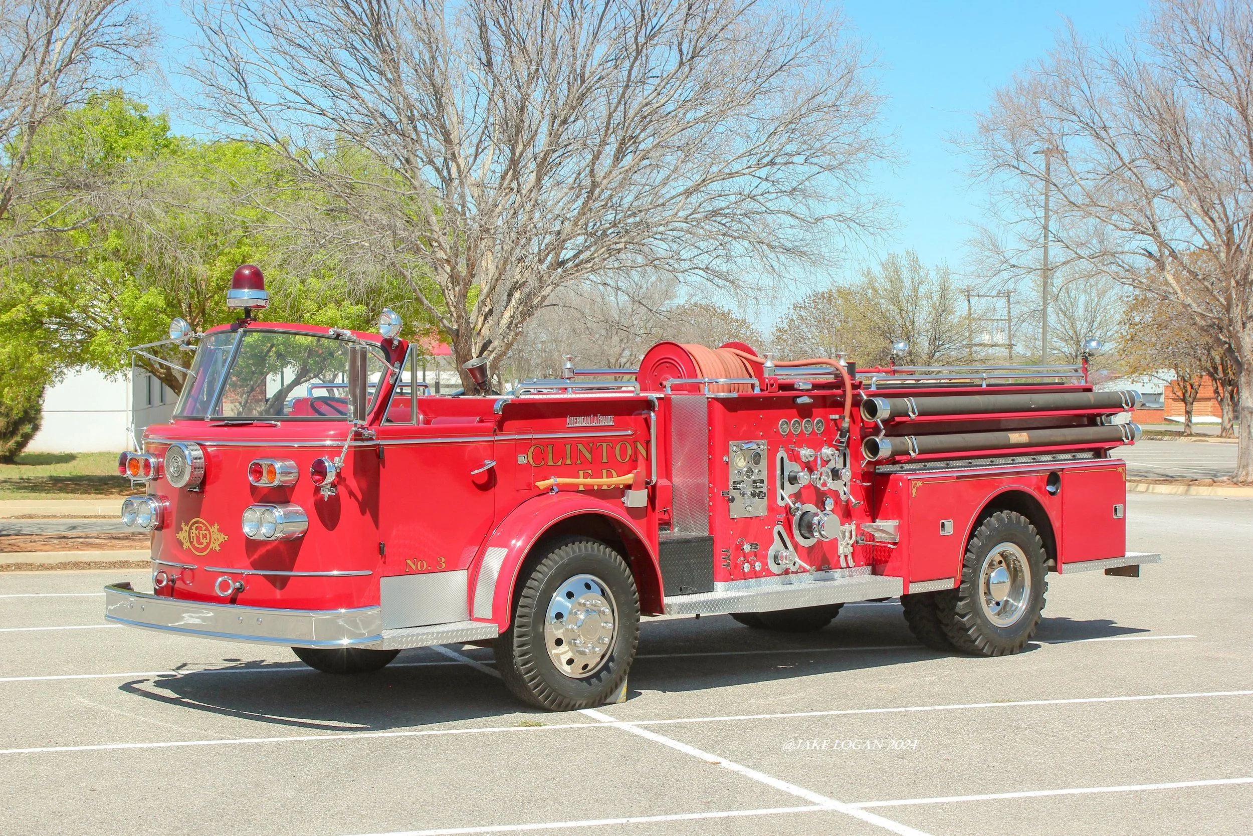 Antique Engine - 1962 American LaFrance 900 Series, Reg #9-1-8807 - 1000 ALF/300 Tank - Diesel/Manual
 
 
This engine has remained in the departments fleet since it was purchased brand new. It has been immaculately maintained and is used for parades 