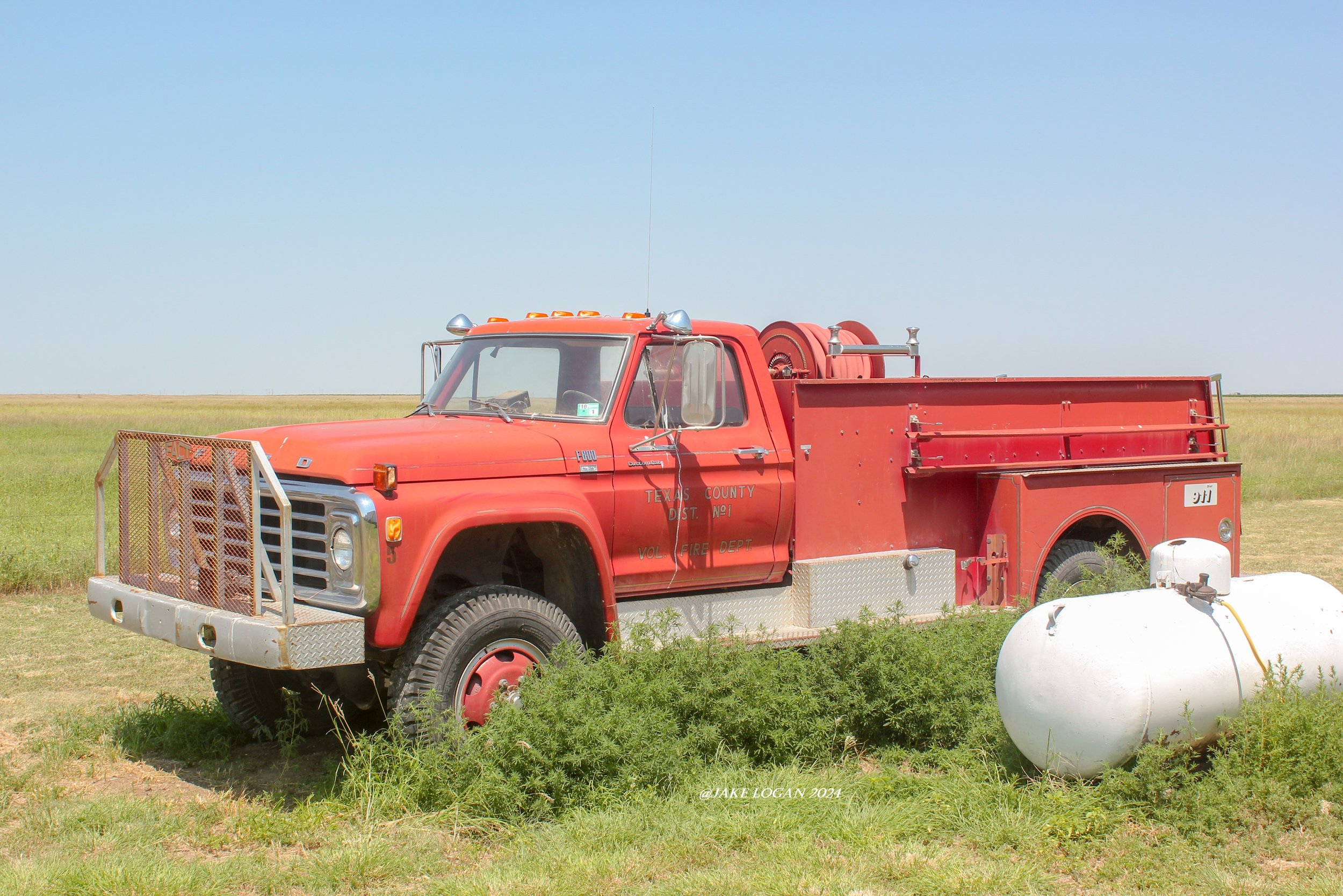This truck is a 1973-79 Ford/FACT, possibly from Tyrone.