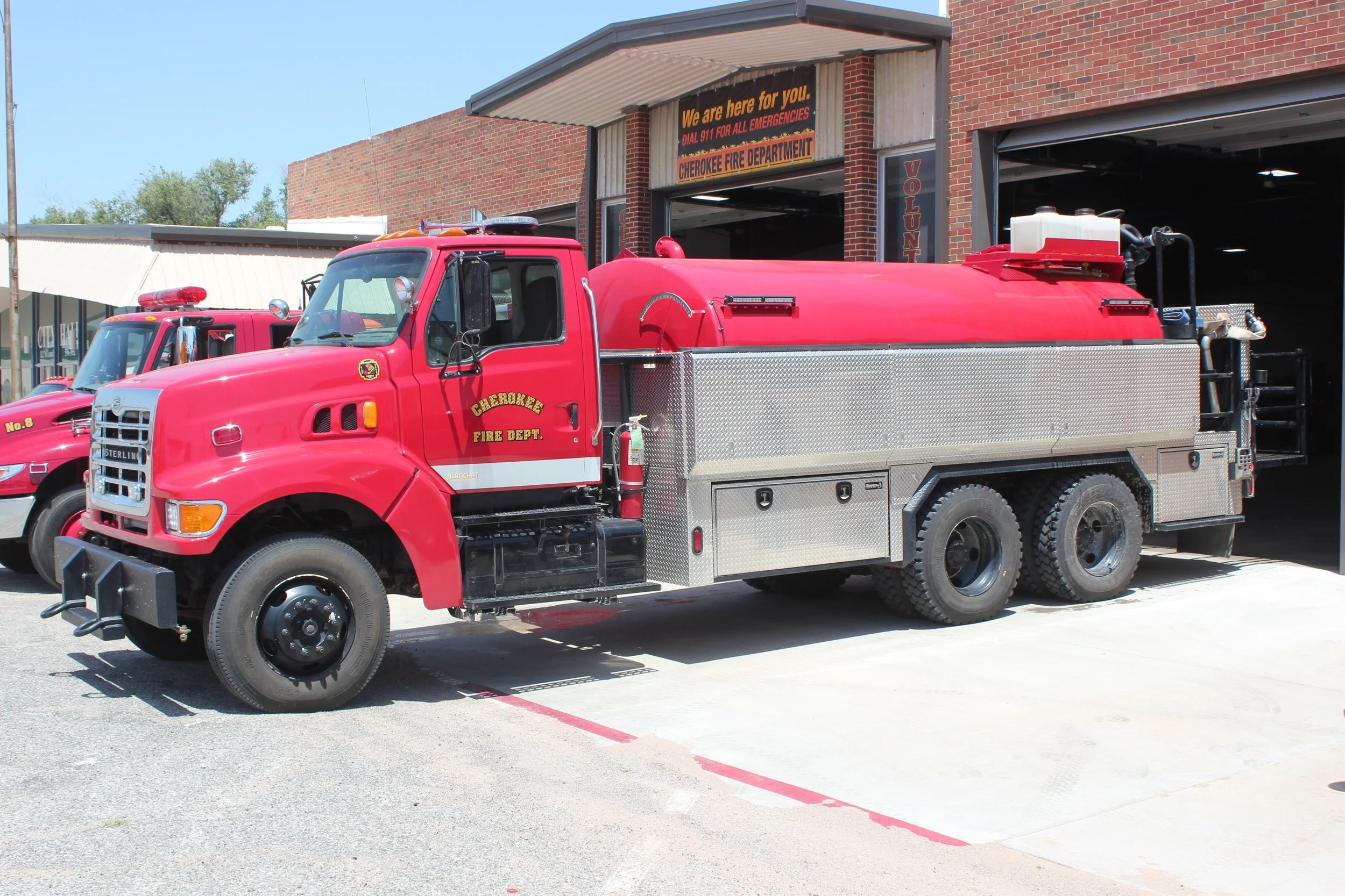 Tanker _ - 2001 Sterling/Blanchat - 1500/3000 - Diesel/Auto