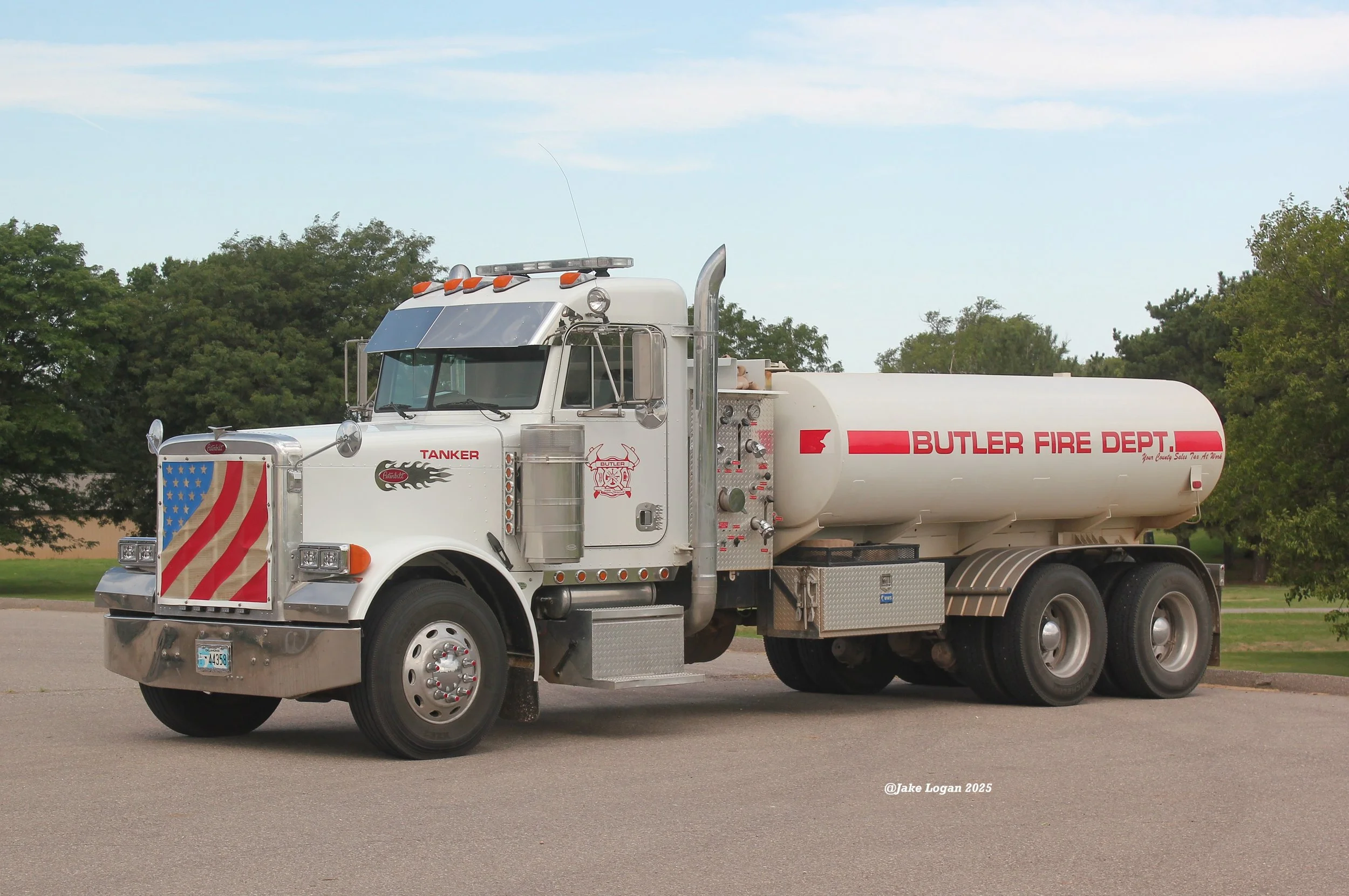 Tanker - 2000 Peterbilt/Chief/BFD - 200 Waterous/2500 Tank - Diesel/Auto
 
 
Tanker 1 is the departments only tanker. The cab and chassis was donated by a local oilfield transport company. The pump area and upfit was completed by Chief Fire & Safety 