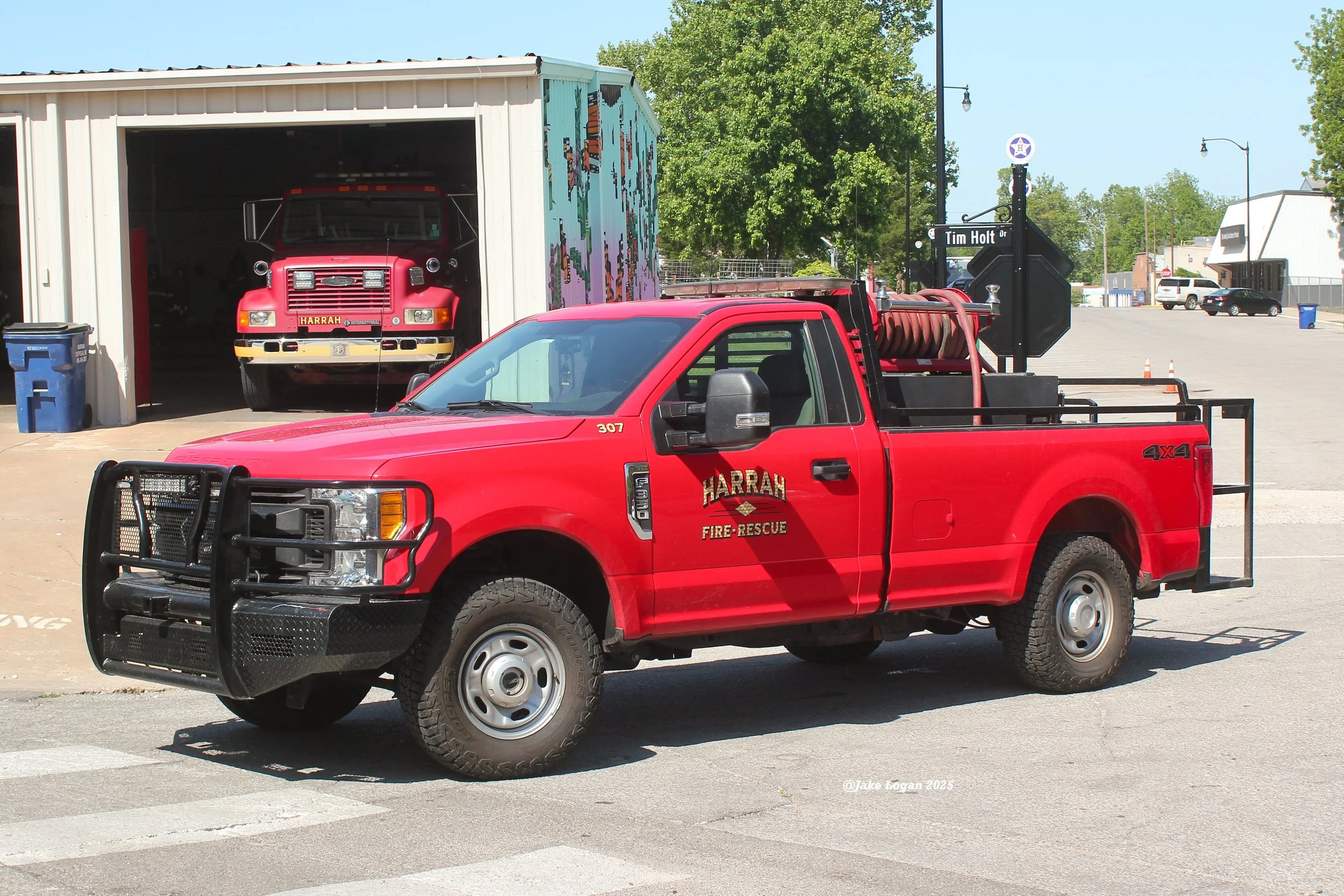 Brush Pumper 307 - 2017 Ford F350/HFD - 200 Hale/300 Tank - Gas/Auto
 
 
Brush Pumper 307 is second out brush pumper for Station 1.