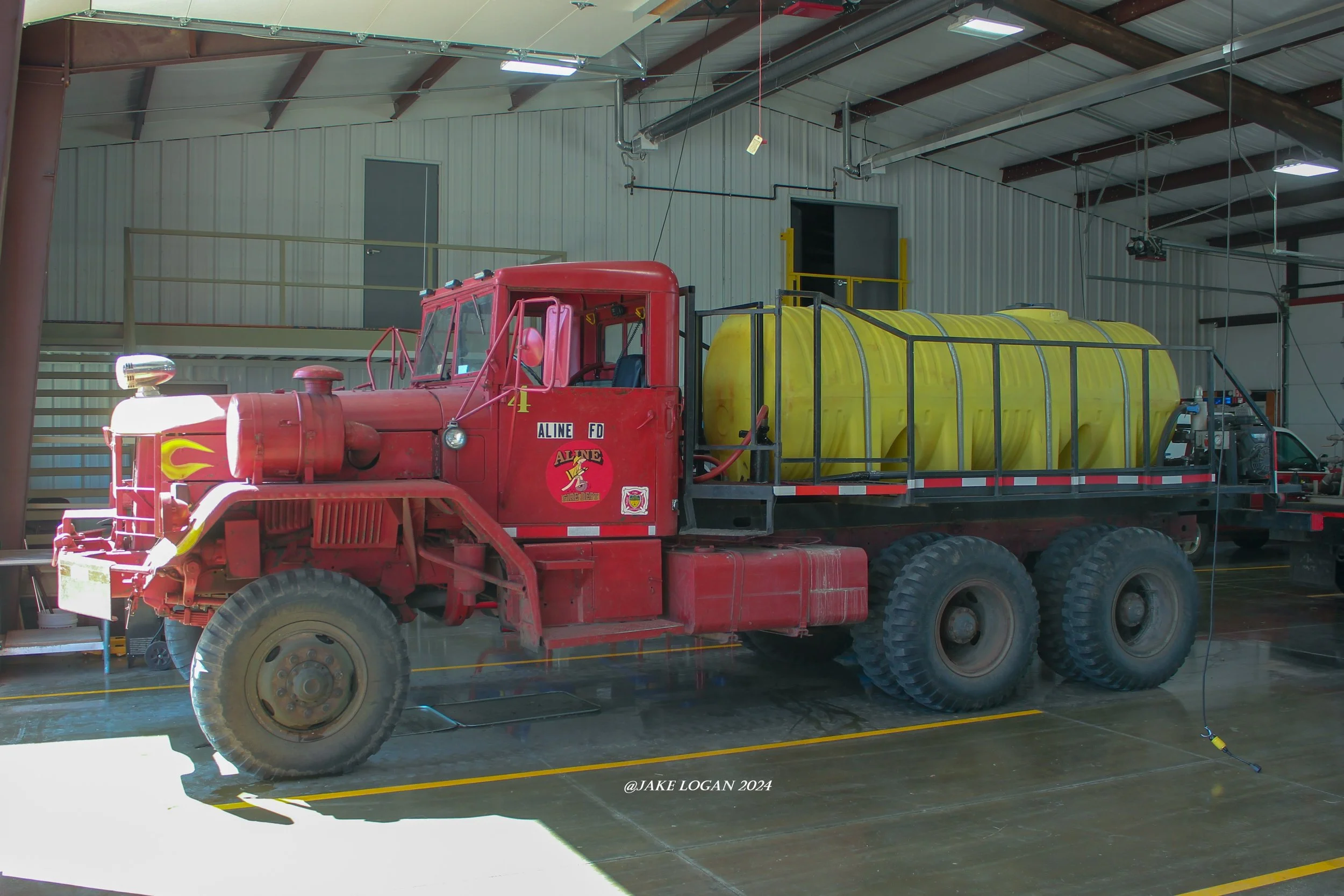 Brush 4 - 1972 AM General/AFD - 250 Hale/1000 Tank - Diesel/Manual
 
 
Brush 4 was replaced in 2025 and was out of service at the time of my visit. Check out that 66G siren on the hood!