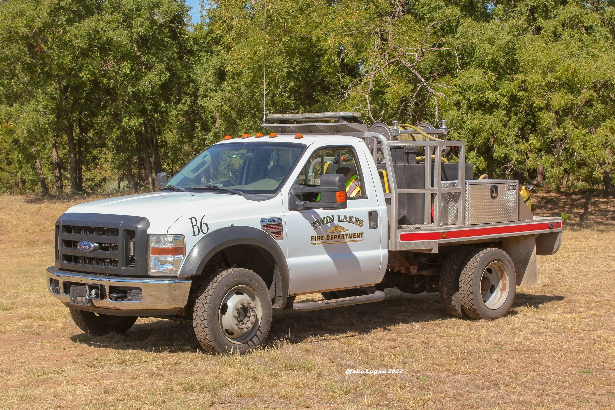 Brush 6 - 2007 Ford F-450/CCMI - 200 Hale/200 Tank - Diesel/Auto
 
 
The cab & chassis was donated to the department by Peppers Ranch Foster Care. The bed is off of a forestry truck, that was also donated to the department, but was inoperable.