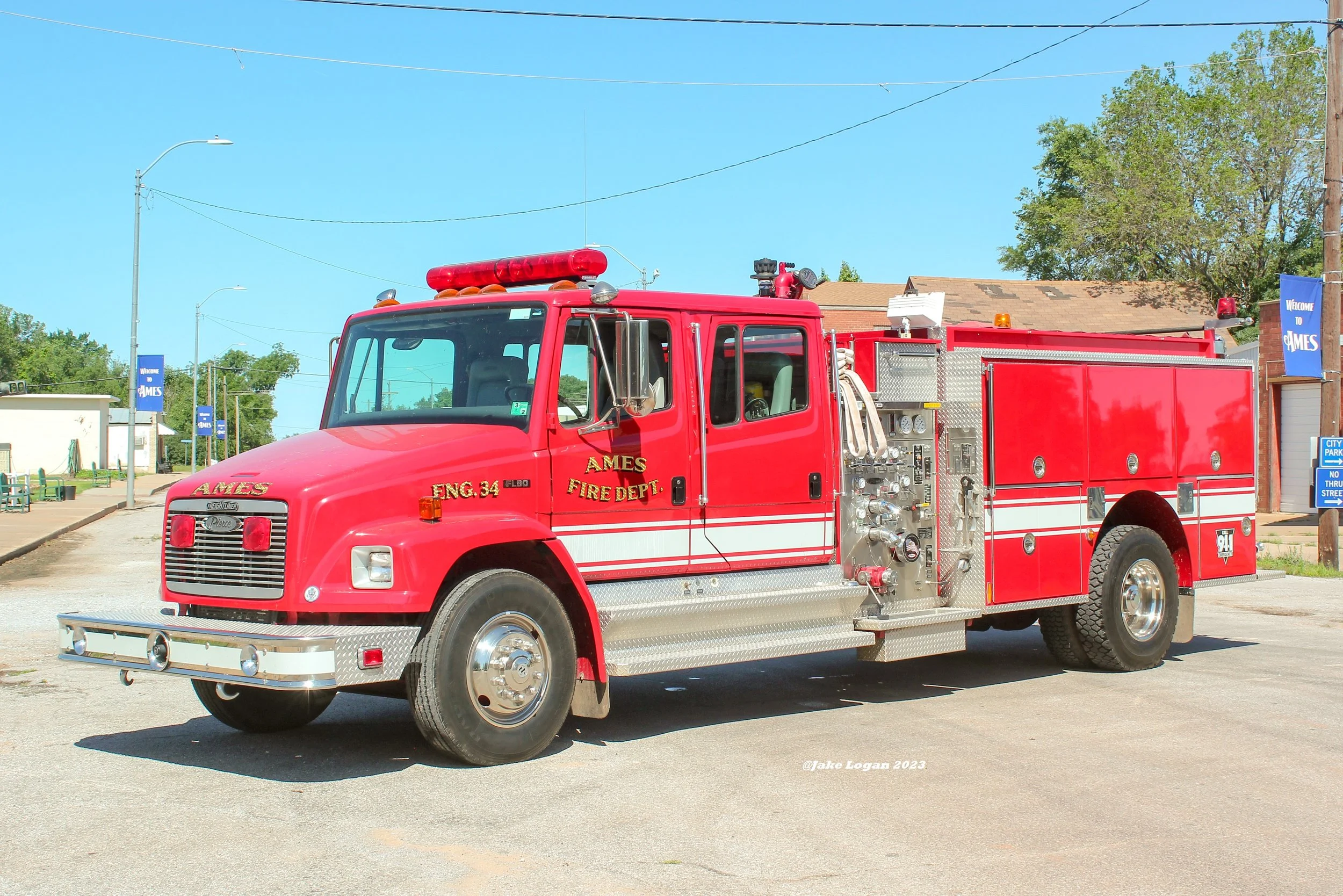 Engine 34 - 1995 Freightiner/Pierce, Job #E8945 - 1250 Waterous/1000 Tank - Diesel/Auto - ex-Fairview, OK