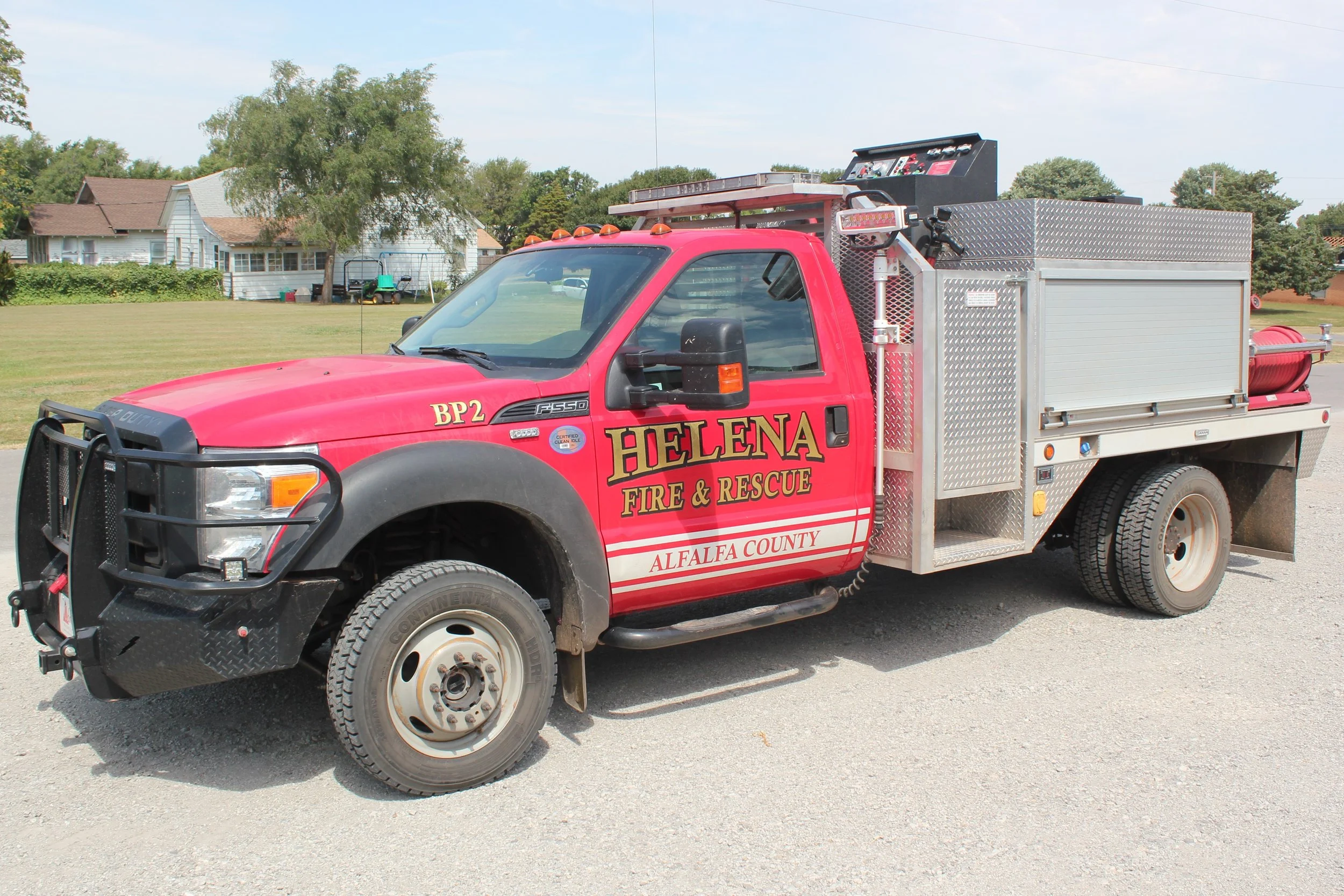 Brush Pumper 2 - 2014 Ford F-550/Chief - 200/400 - Gas/Auto - 1 of 2
 
 
Brush Pumper 1 and Brush Pumper 2 are identical twins, BP1 was not photograped