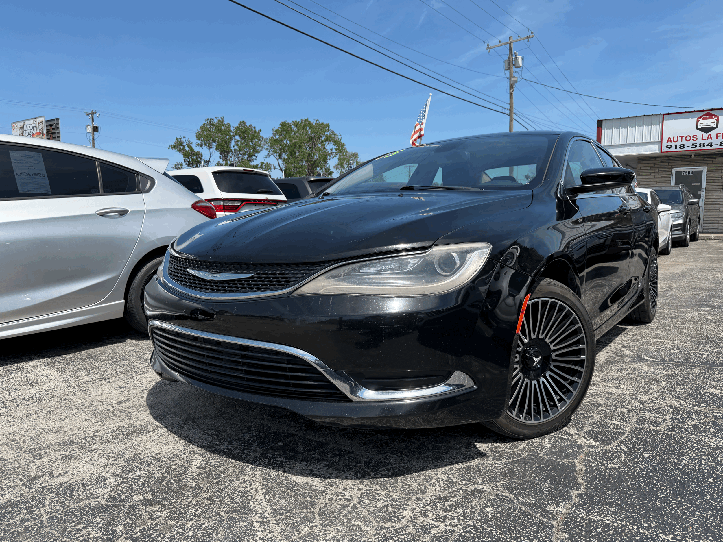 2015 Chrysler 200 Limited's photo