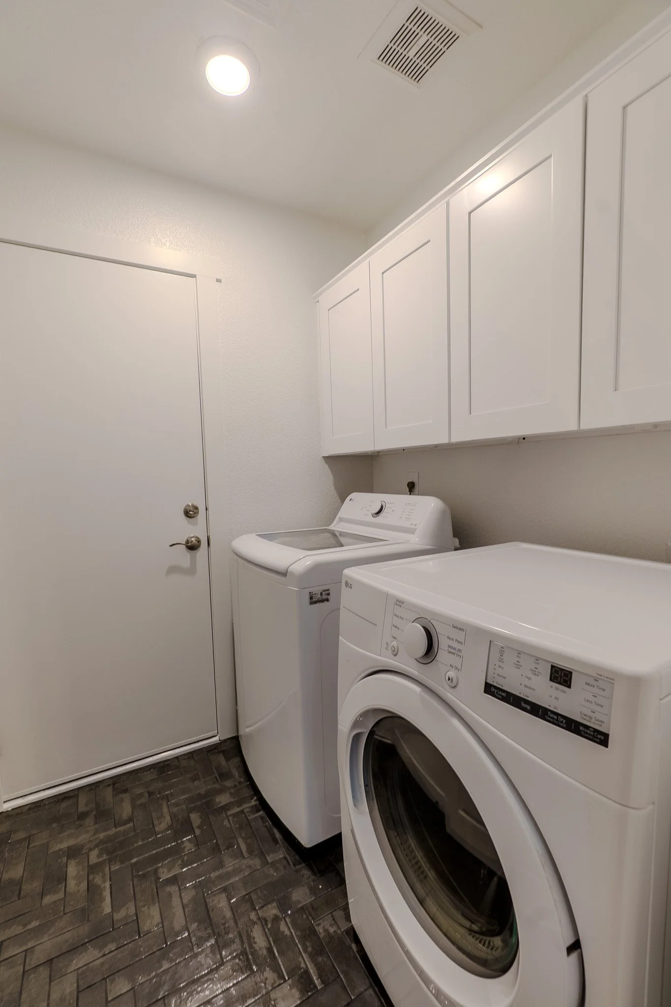 Laundry Room.jpg