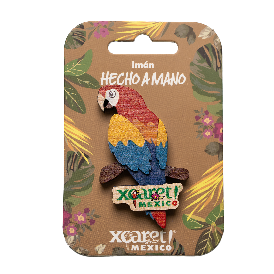 IMAN-MADERA-GUACAMAYA-XCARET.png
