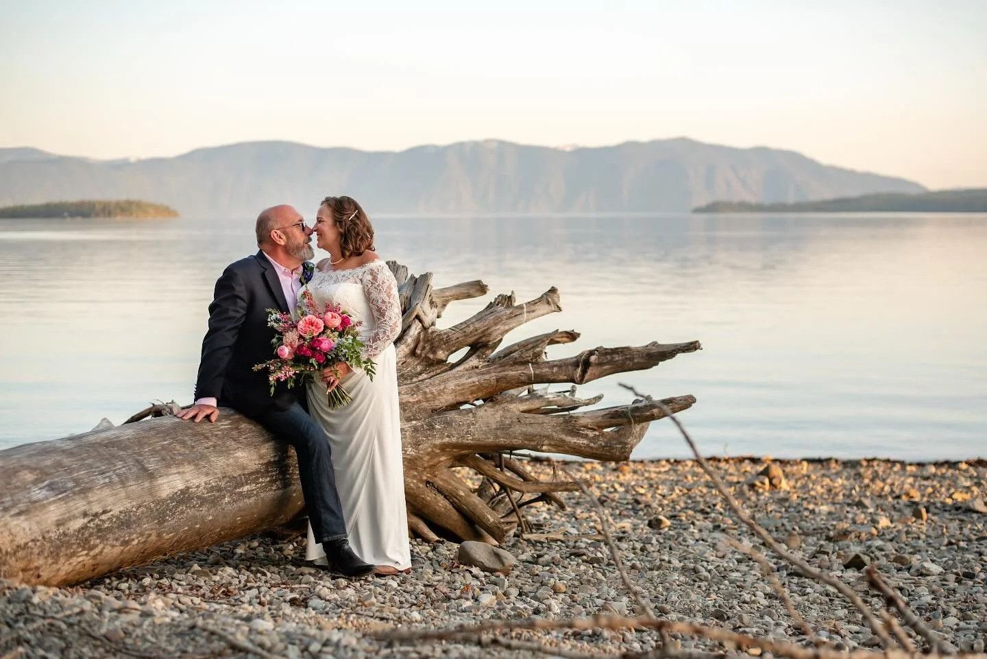 This elopement was so sweet. It was literally four people, including me and the pastor (who happens to be my father in law!). 

They wanted something quiet and intimate and that's exactly what I love about elopements! 

#elopmentphotographer #sandpoi