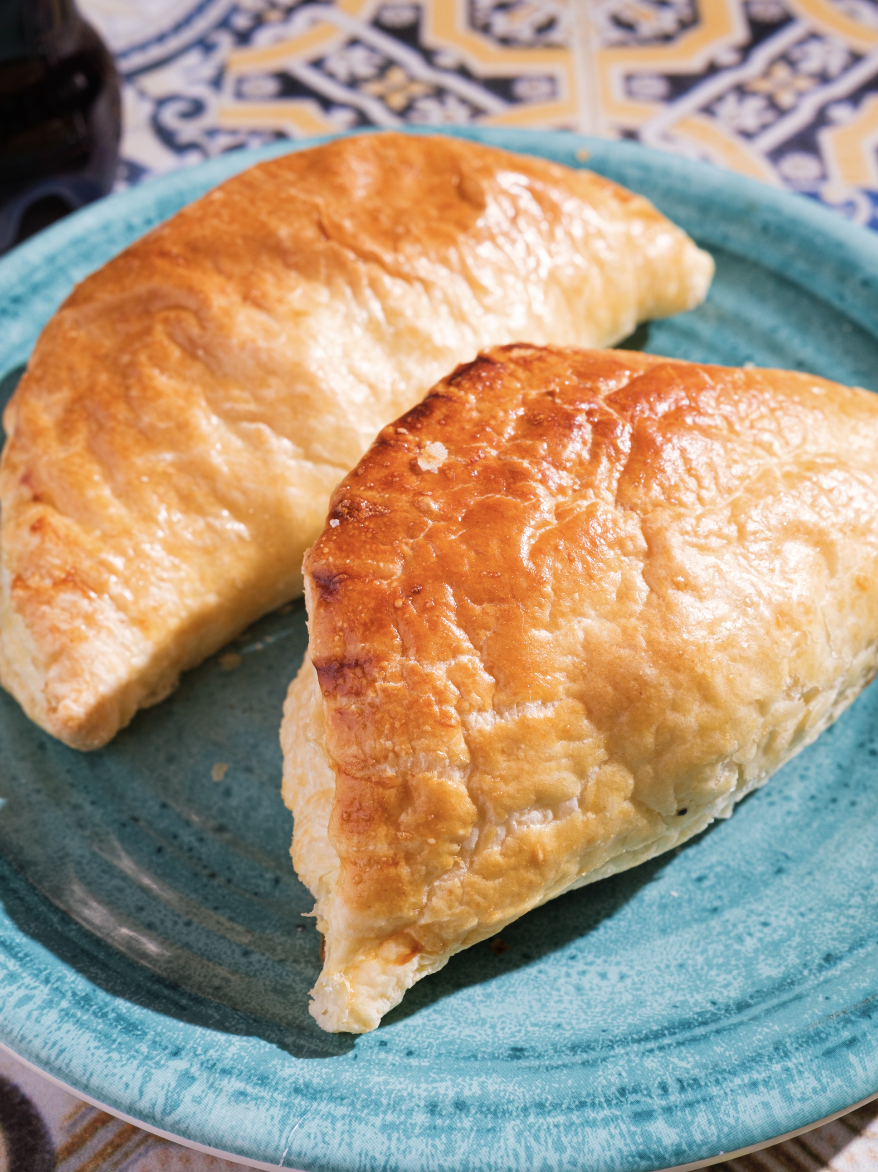Empanadas de Pollo y Carne