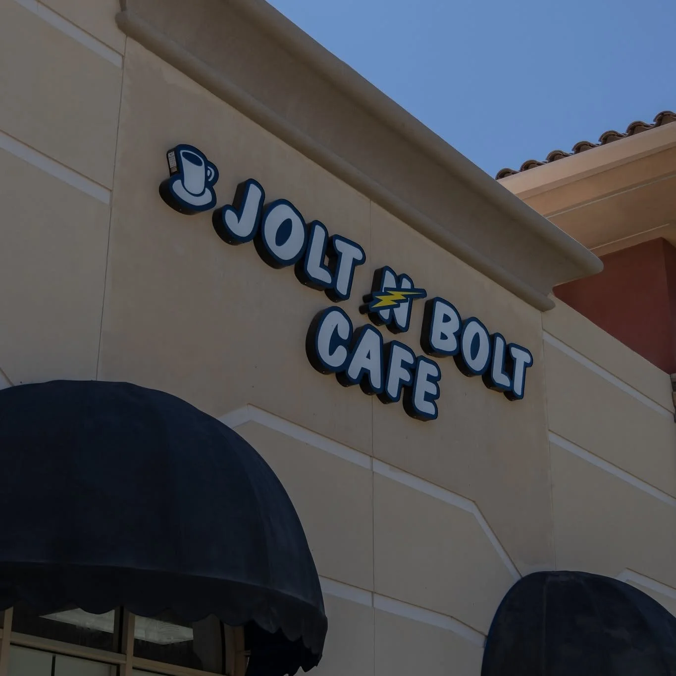 Your neighborhood coffee spot, just waiting to be your new favorite.

#coffee #coffeeshop #coffeegilbert #gilbertaz #coffeeshopaz #coffeevibes #smallbusinesssaturday #smallcoffeeshop