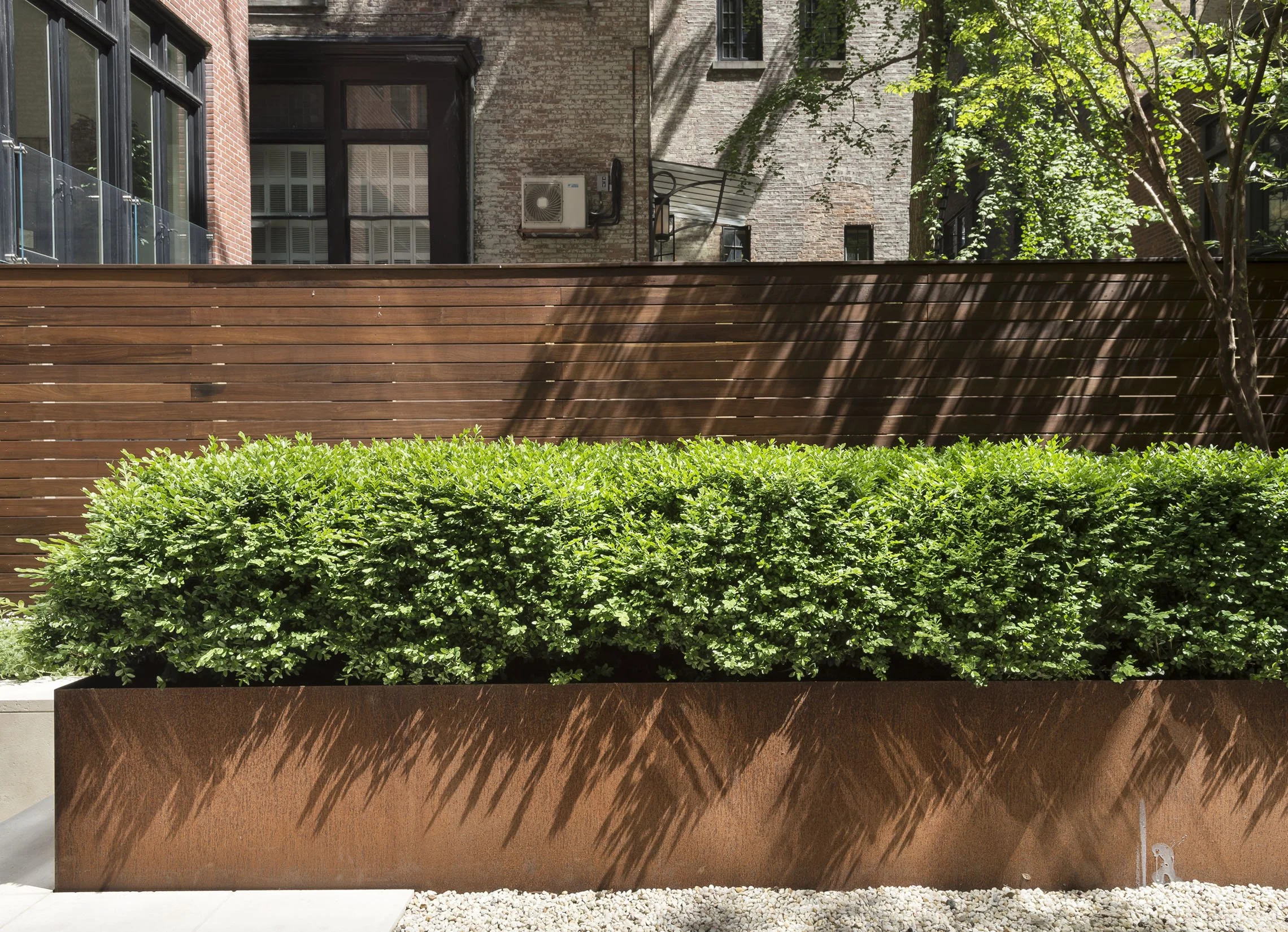 landscape design townhouse garden.jpg