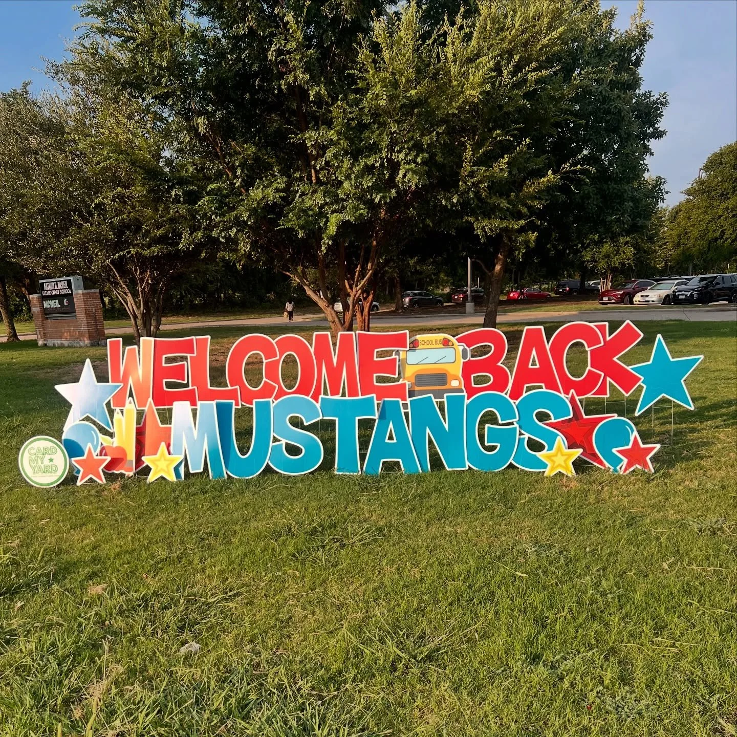 📸 We want to see your First Day of School smiles! Share your pictures in the comments so we can celebrate together! 🎒✨
A big THANK YOU to our amazing sponsor, Card My Yard McKinney, for helping us kick off the school year in style! ❤️