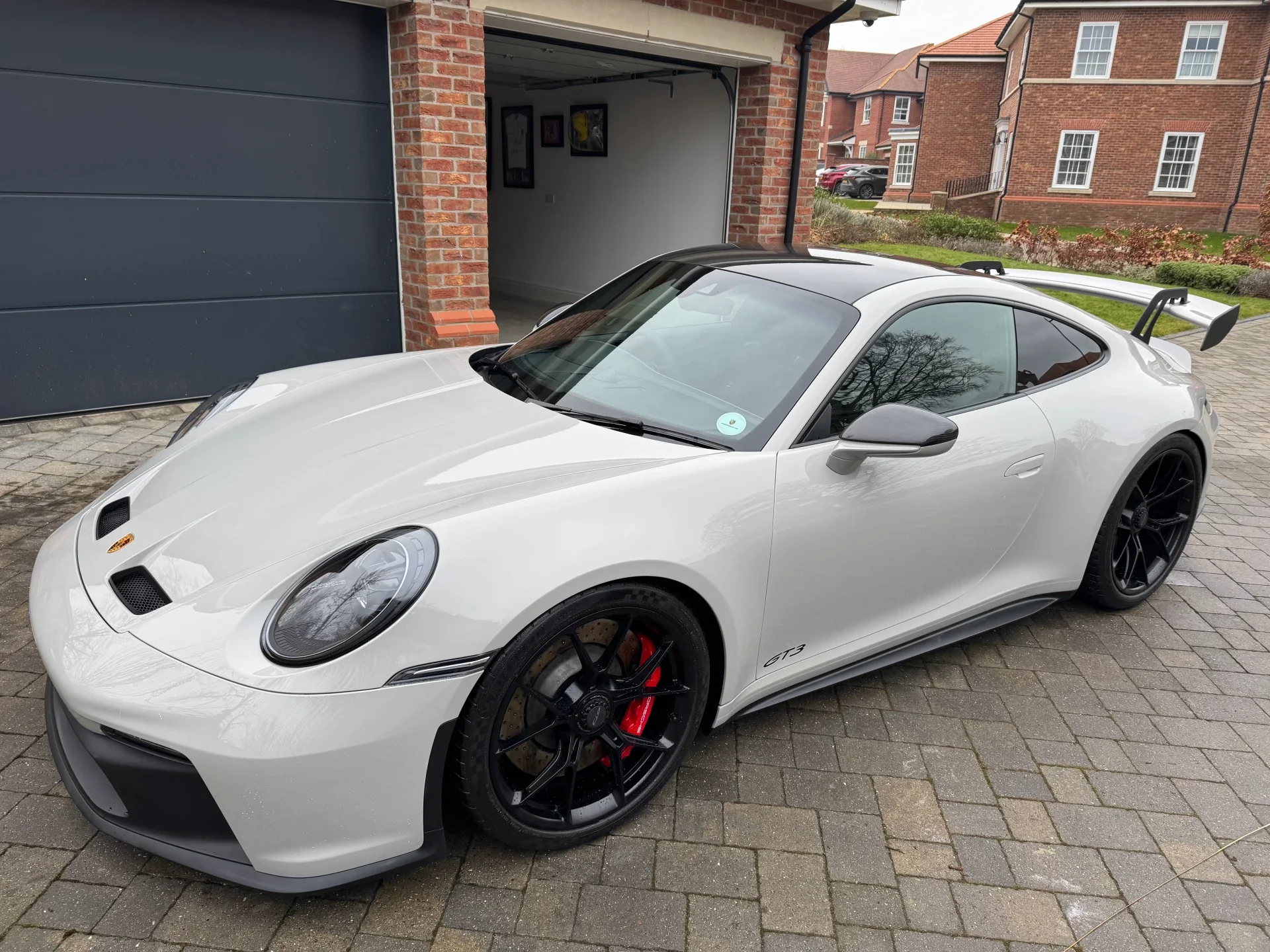 Ceramic coating applied to Porsche 911 GT3 in Hull by JCS Valeting - Gtechniq finish for lasting shine and protection