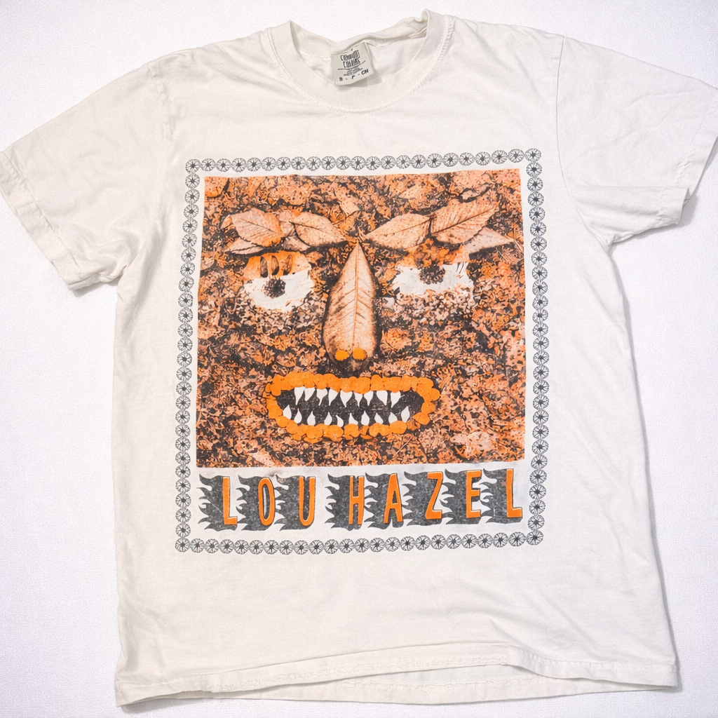 The face on this graphic tee is made entirely from found elements in the woods. Once I heard the backstory, I loved the mix of silliness and resourcefulness and had to have it.