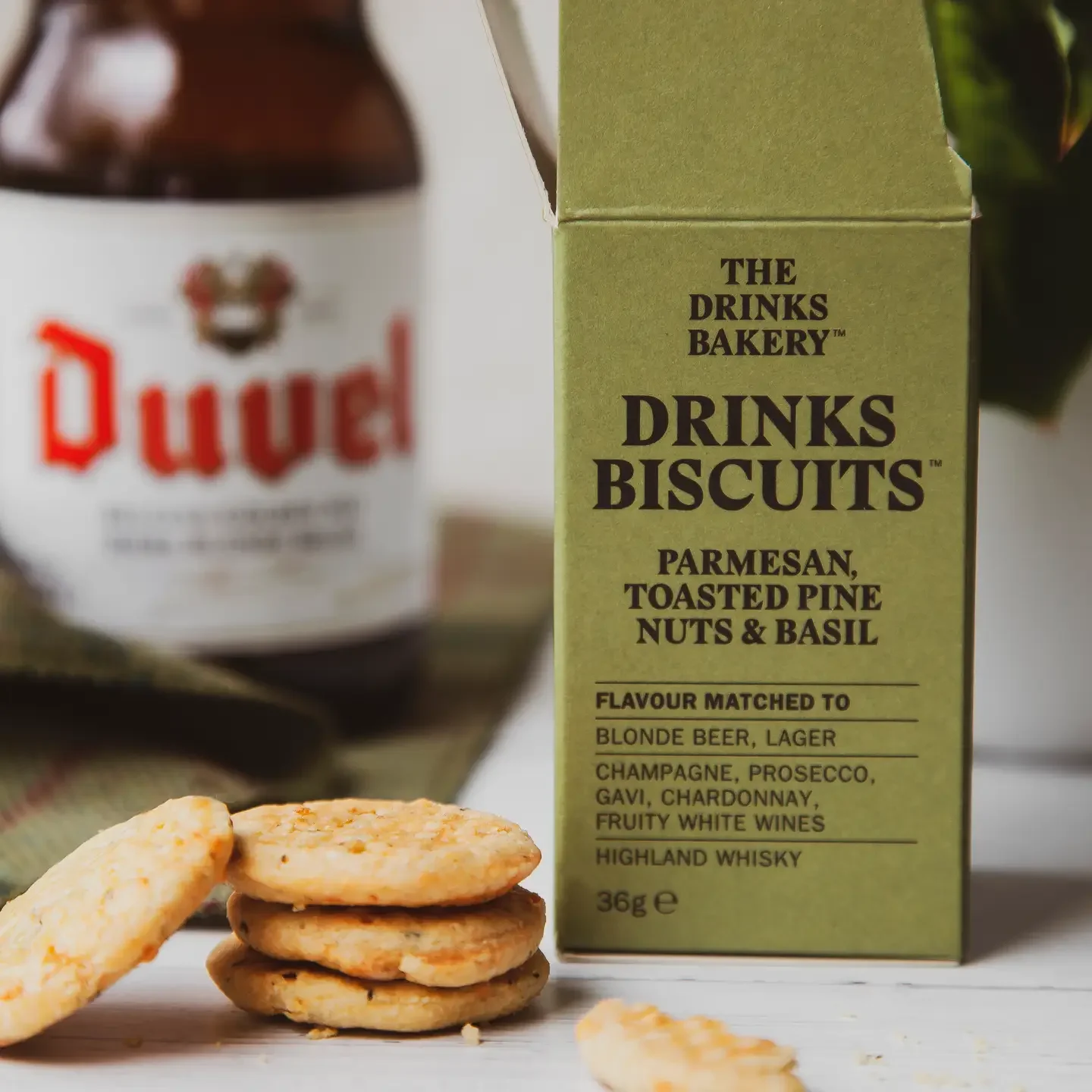 Parmesan & Sweet Basil Drinks Biscuits 36g