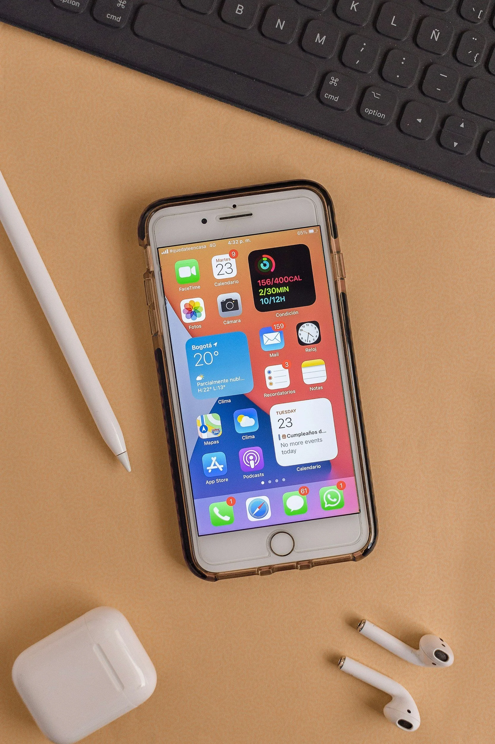 How to Delete Downloads from a Cellphone