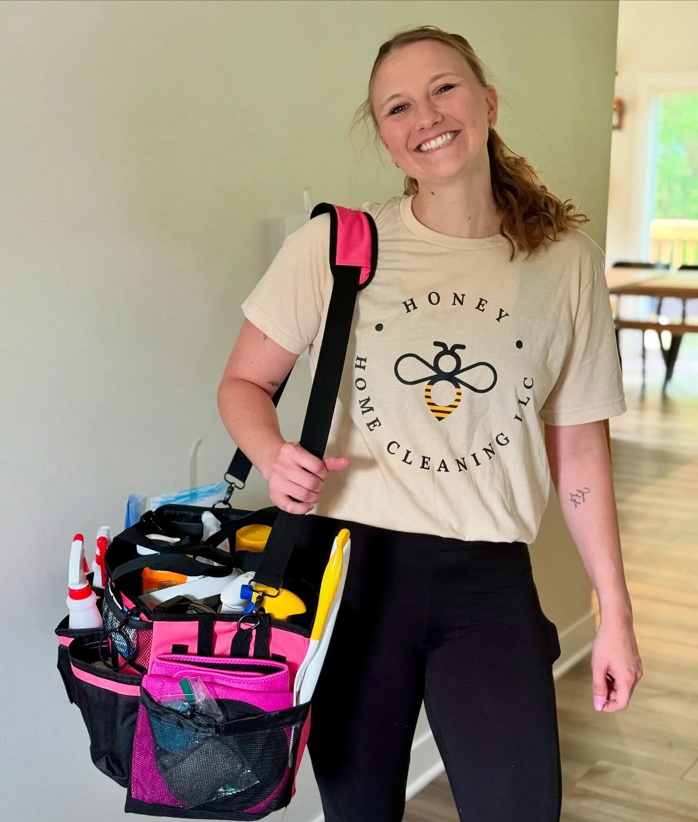 Very excited about the company shirts 🍯 got to wear it to the job this morning 🐝 
#housecleaning #residentialcleaning