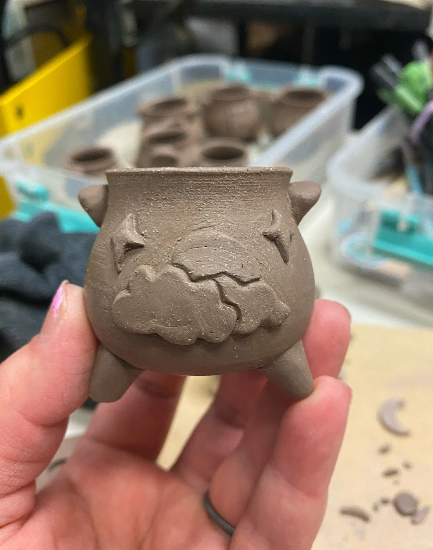 Back at it with the mini cauldrons. Moons, stars, clouds as usual. I want to make some tiny beetles or moths for them 🪲 🦋 Anyone have some other cute ideas to put on them? 

You&rsquo;ll see these and much more at the Summer Solstice Witches Market