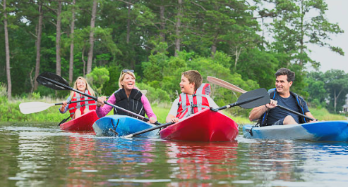 YEAR-ROUND KAYAKING (FULL DAY) ON THE COOSA RIVER / LAKE WEISS (GA/AL)