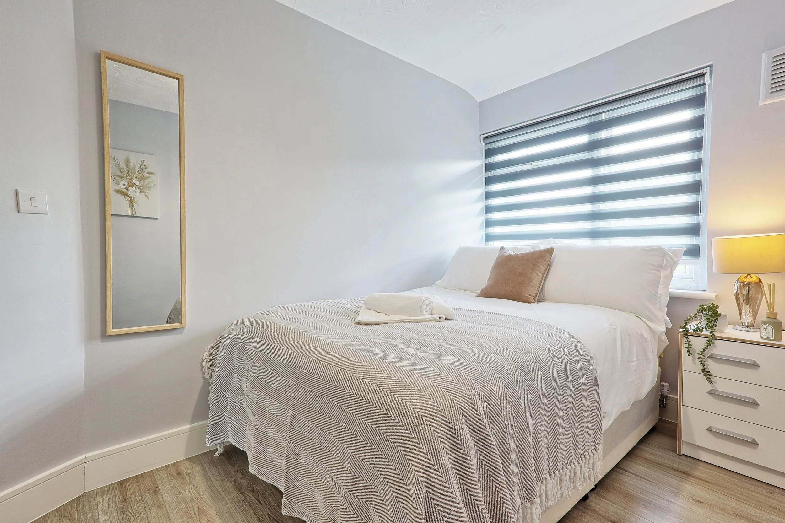 Corporate Project Staff & Consultants