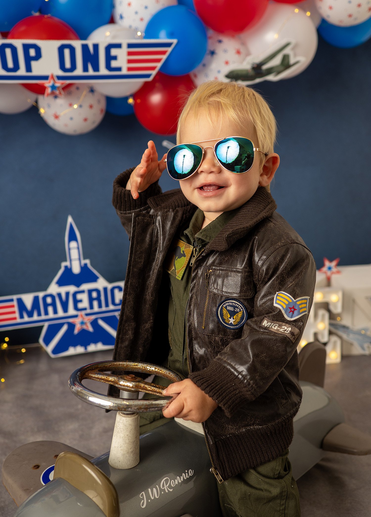 Mav's Cake Smash (13 of 37).jpg