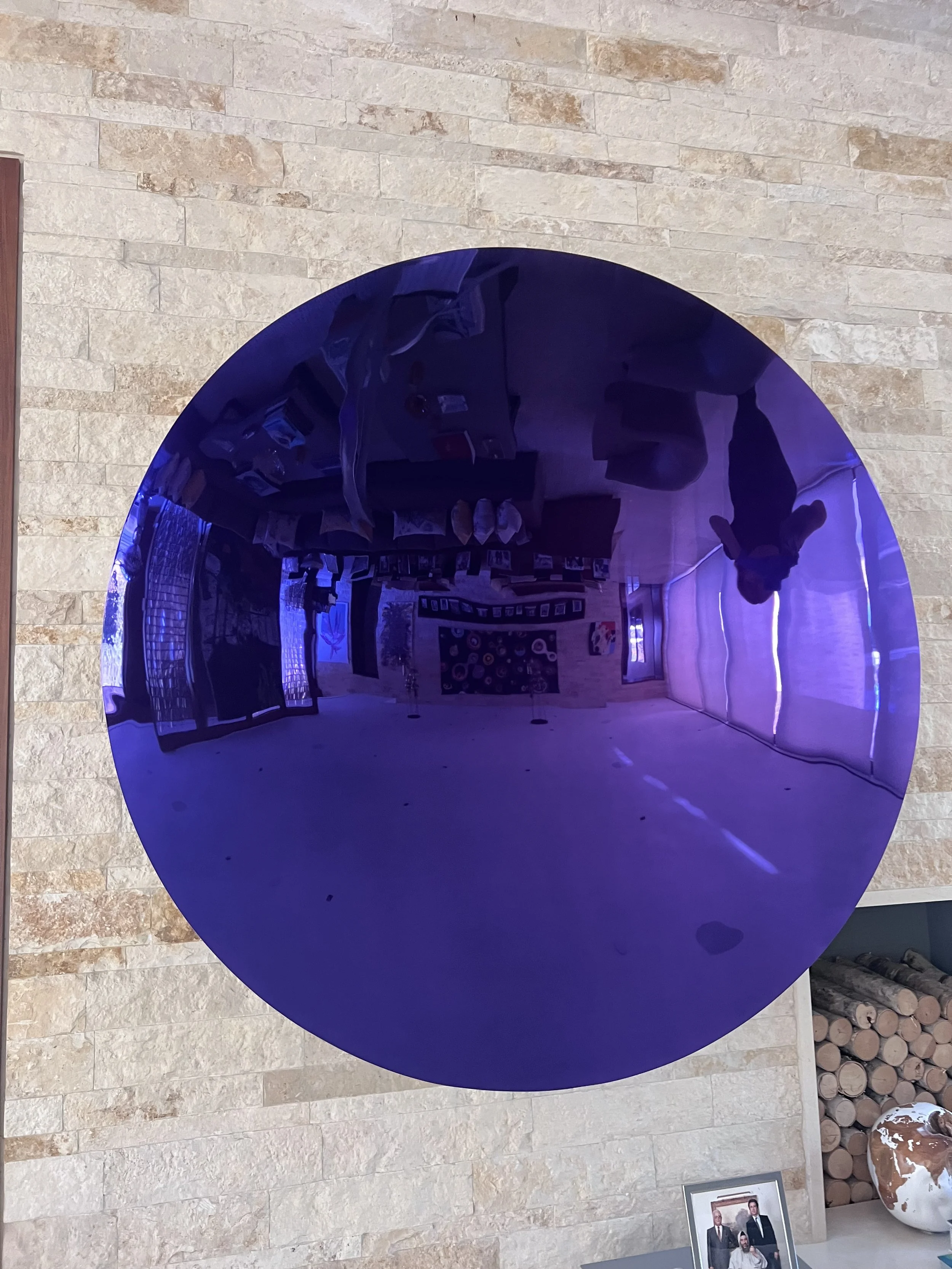 Anish Kapoor sculpture