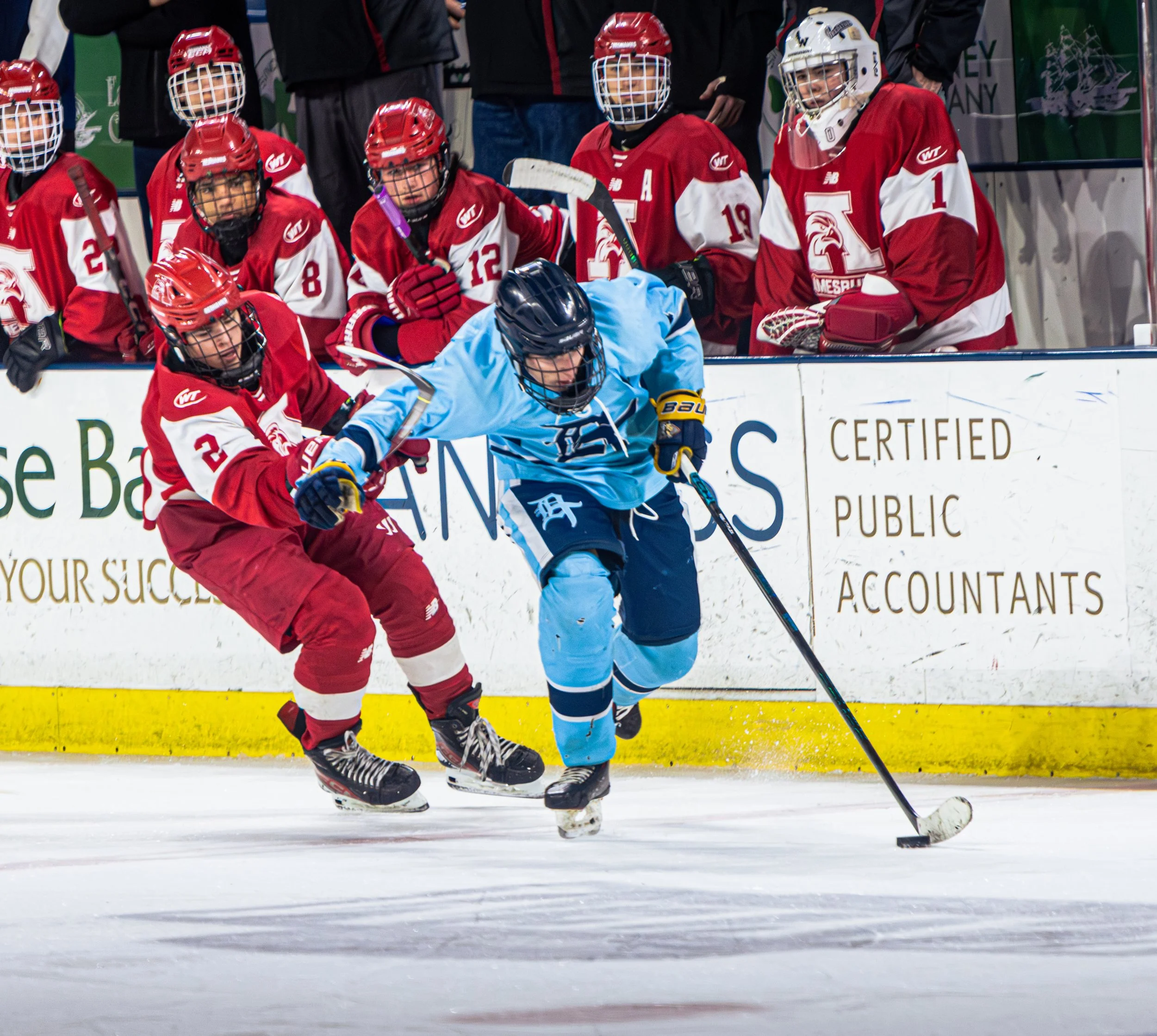 DT VS AMSBURY 2-10-25-37.jpg