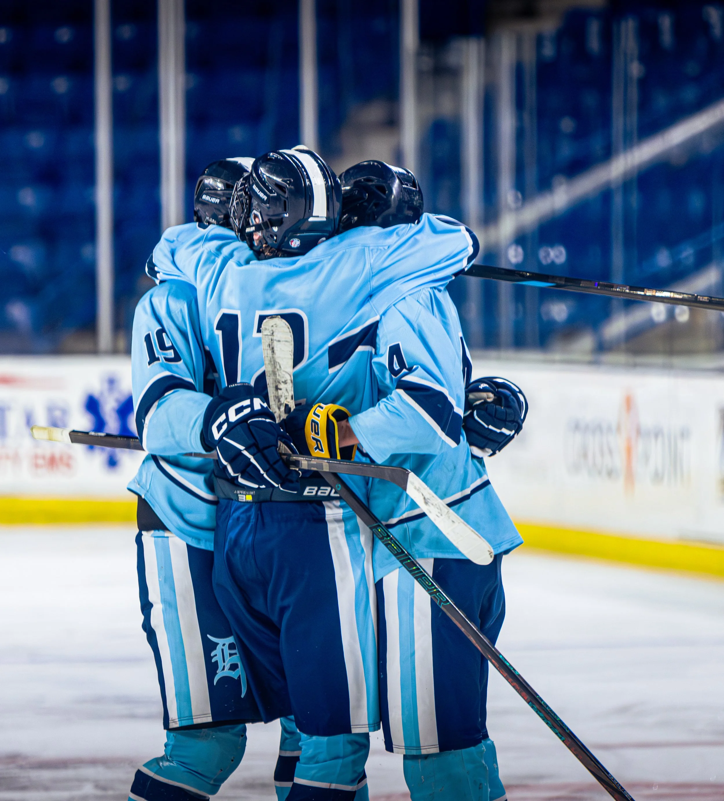 DT VS AMSBURY 2-10-25-54.jpg