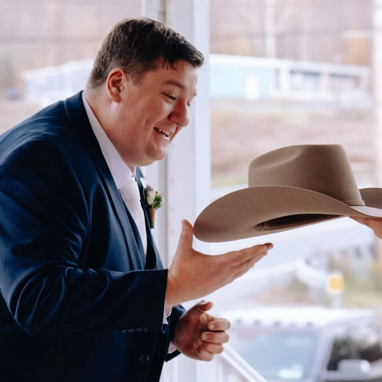 Happy one year of marriage to my best friend, who I think is hot. 😉🔒💘