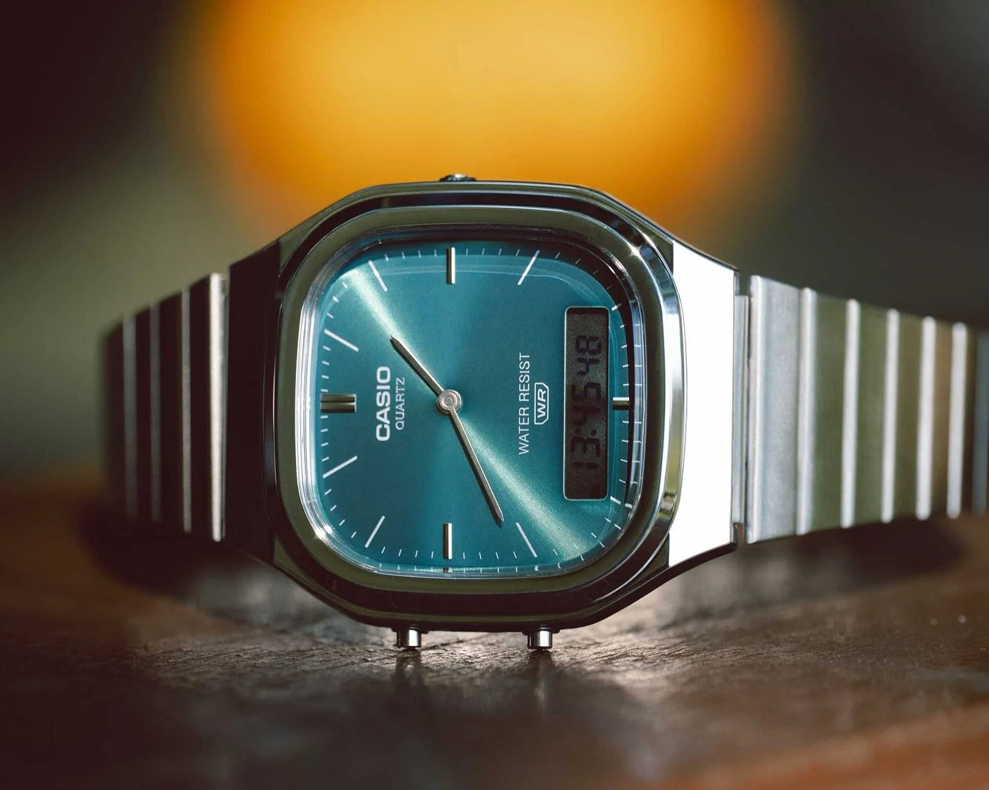Casio Vintage // The AQ240E-3A brings bold colour to a timeless design, featuring a classic analog-digital display and slim profile made for everyday wear ⌚️