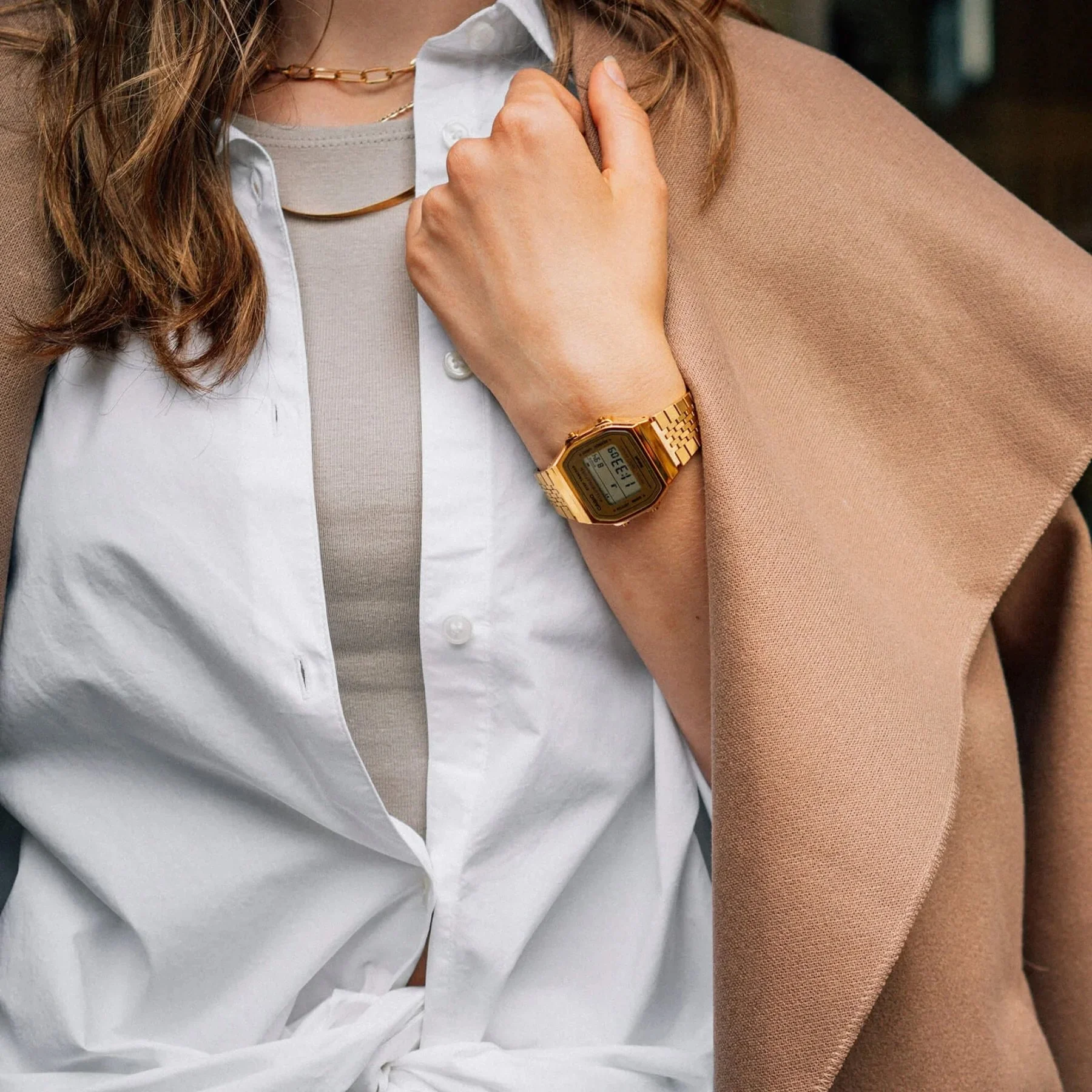 Casio Vintage // Wellness 🤝Timeless 

The ABL100WEG-9A wears like a classic &mdash; square case, multi-row metal bracelet, and that timeless look. But underneath it&rsquo;s tracking your steps, syncing to your phone via Bluetooth, and keeping your d
