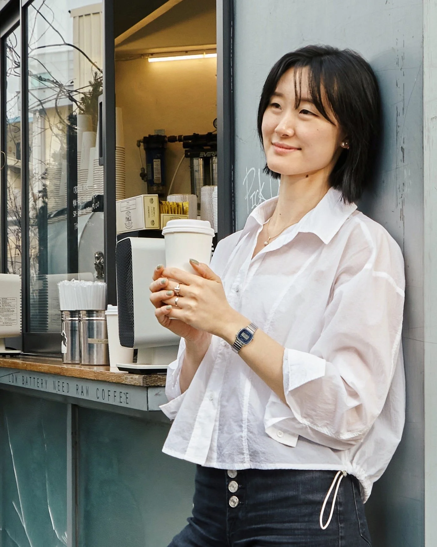Casio Vintage // Petite Range

The LA670 is compact, classic, and easy to wear. Finished with a stainless steel band and the iconic Casio design. 

⌚️LA670WA-2D