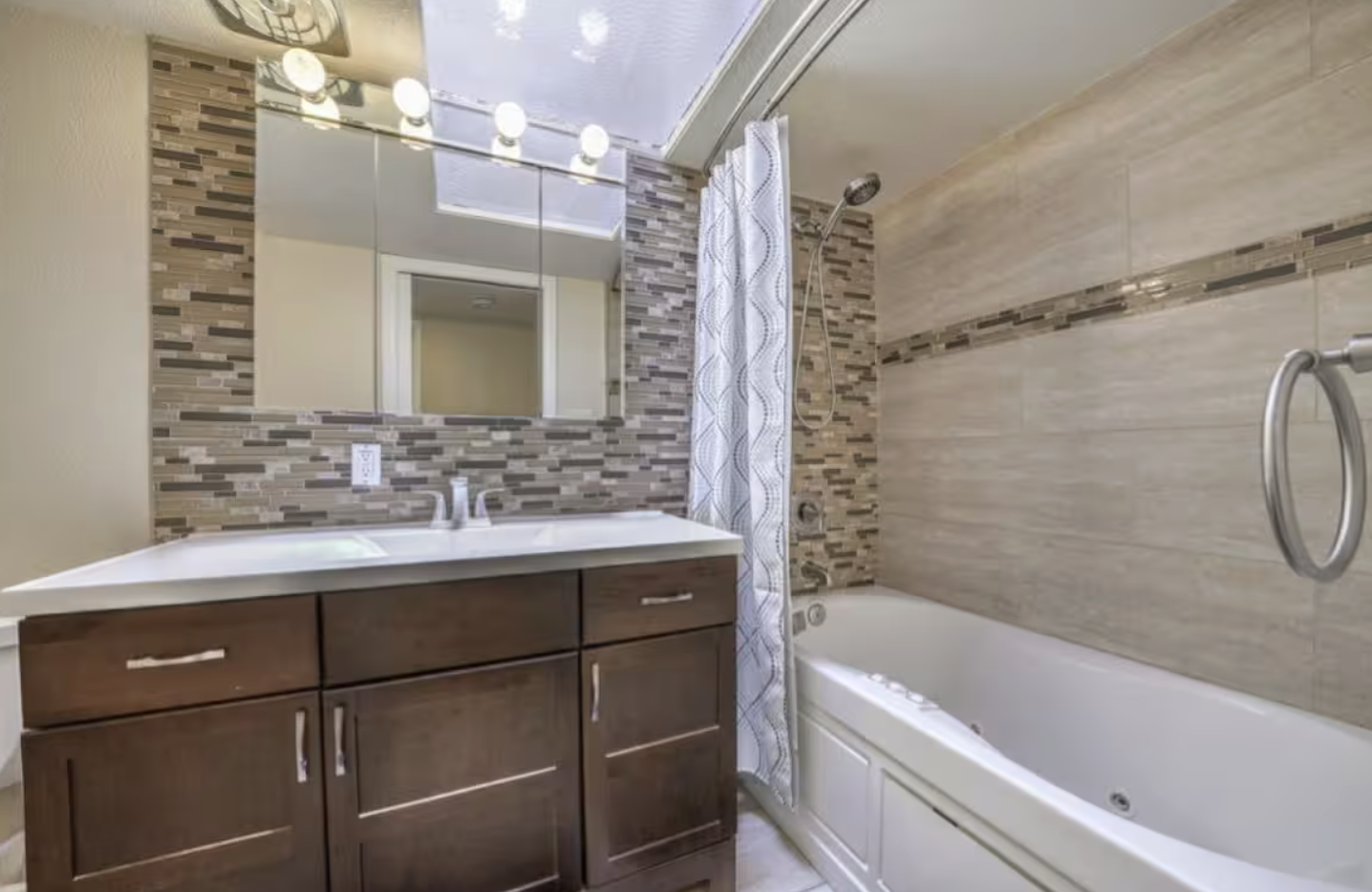 Screenshot 2025-11-28 at 19.49.10.png