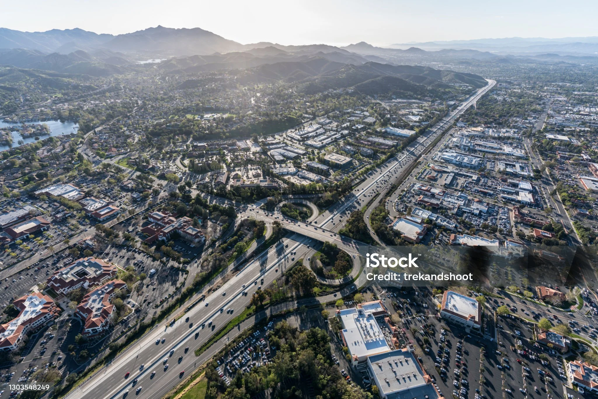 istockphoto-1303548249-2048x2048.jpg