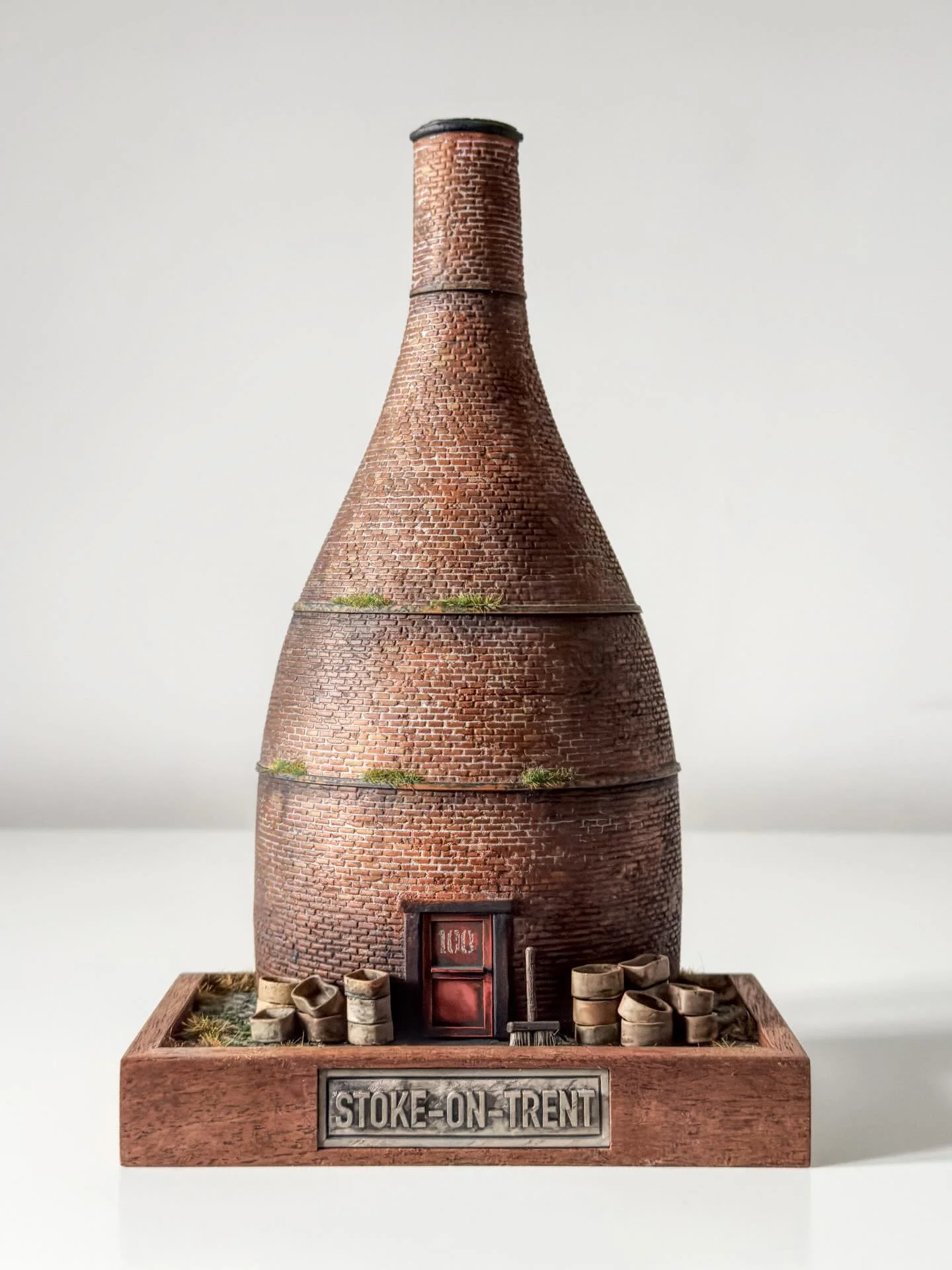 I&rsquo;m so pleased to donate this special miniature bottle oven to Dougie Mac hospice @dougiemachospice in Stoke on Trent for their upcoming charity auction. 

2025 saw me making 100 of these mini bottle ovens to celebrate the Stoke on Trent Centen