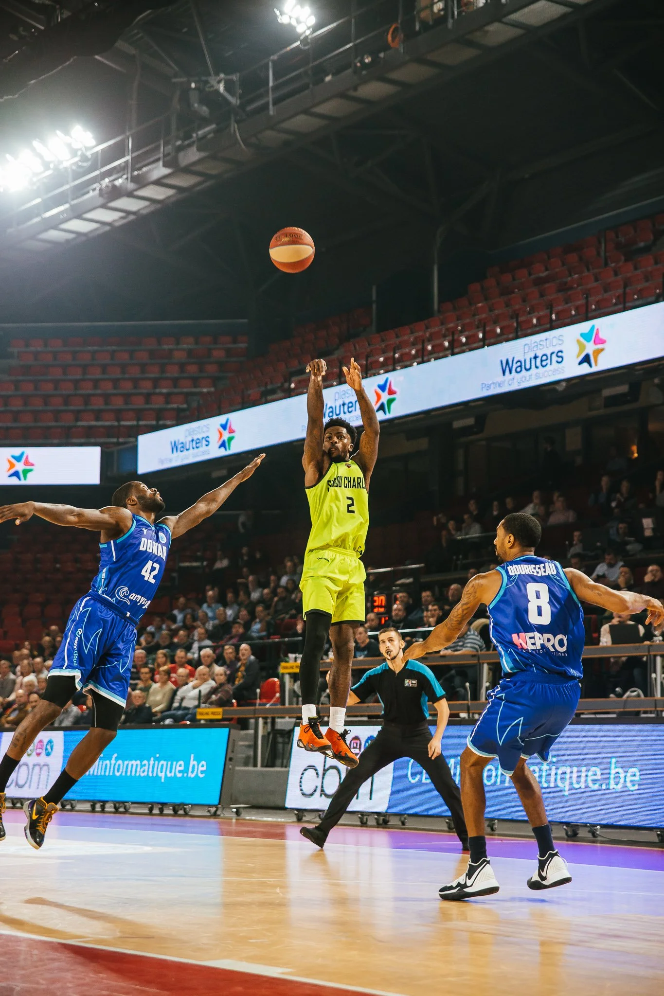 Spirou - Donar-11.jpg