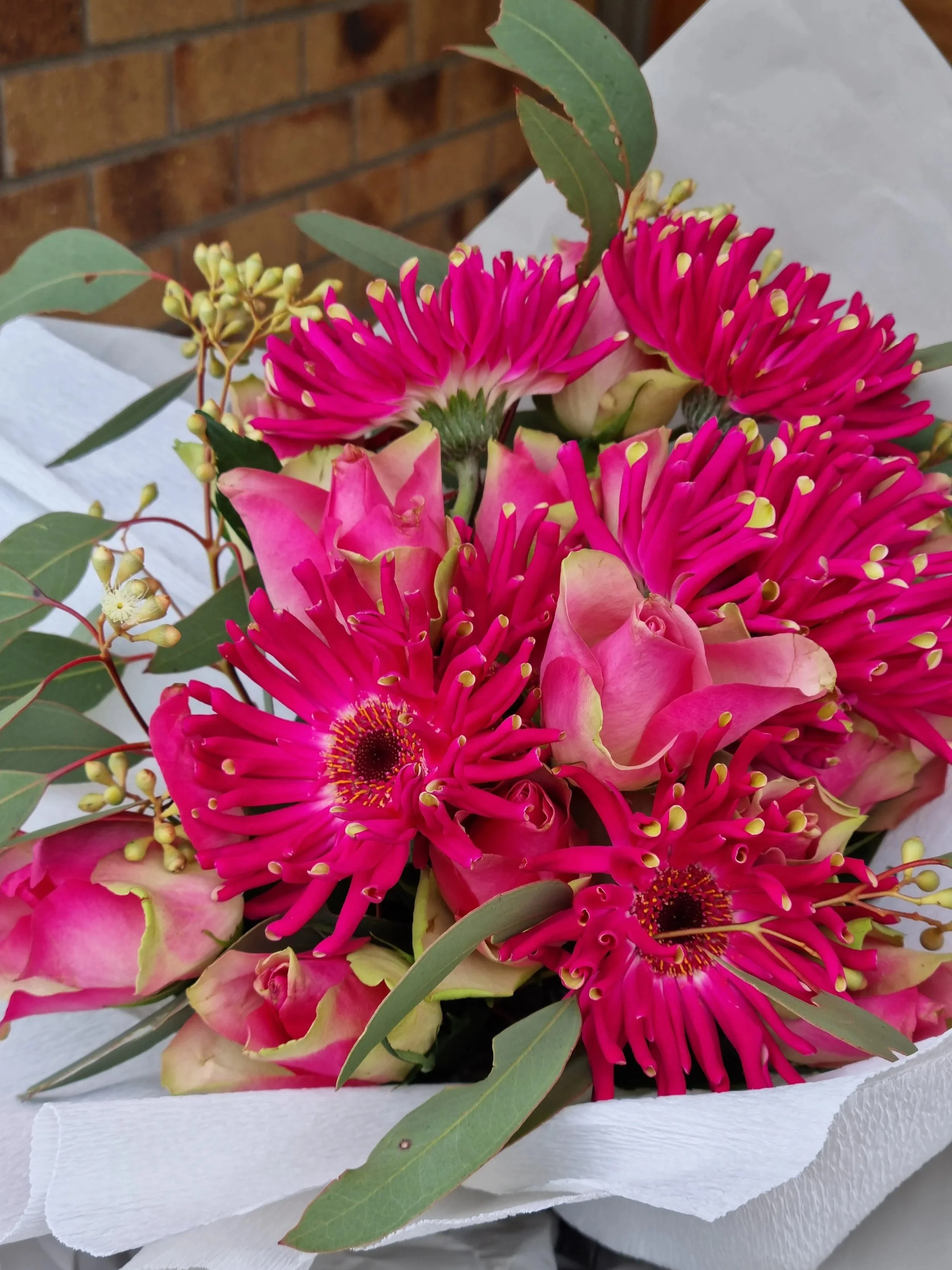 bouquet of flowers online delivery Springfield and Brisbane